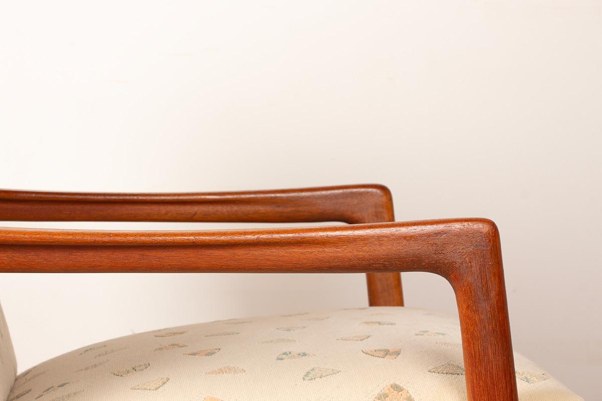 Pair of Scandinavian armchairs in teak and new fabric, 1960. For Sale 4