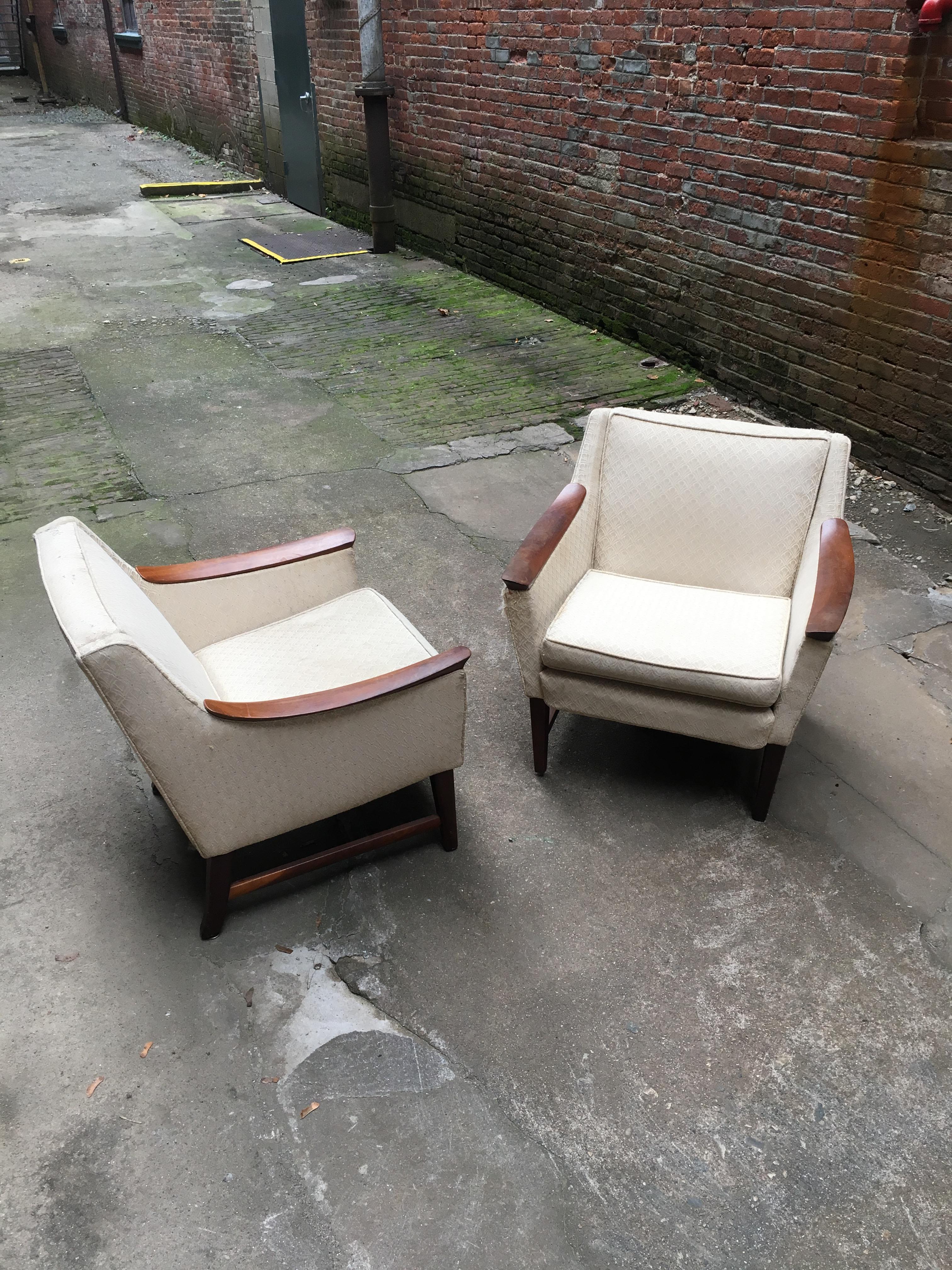 Scandinavian Modern Pair of Scandinavian Armchairs in the Manner of Rastad and Relling