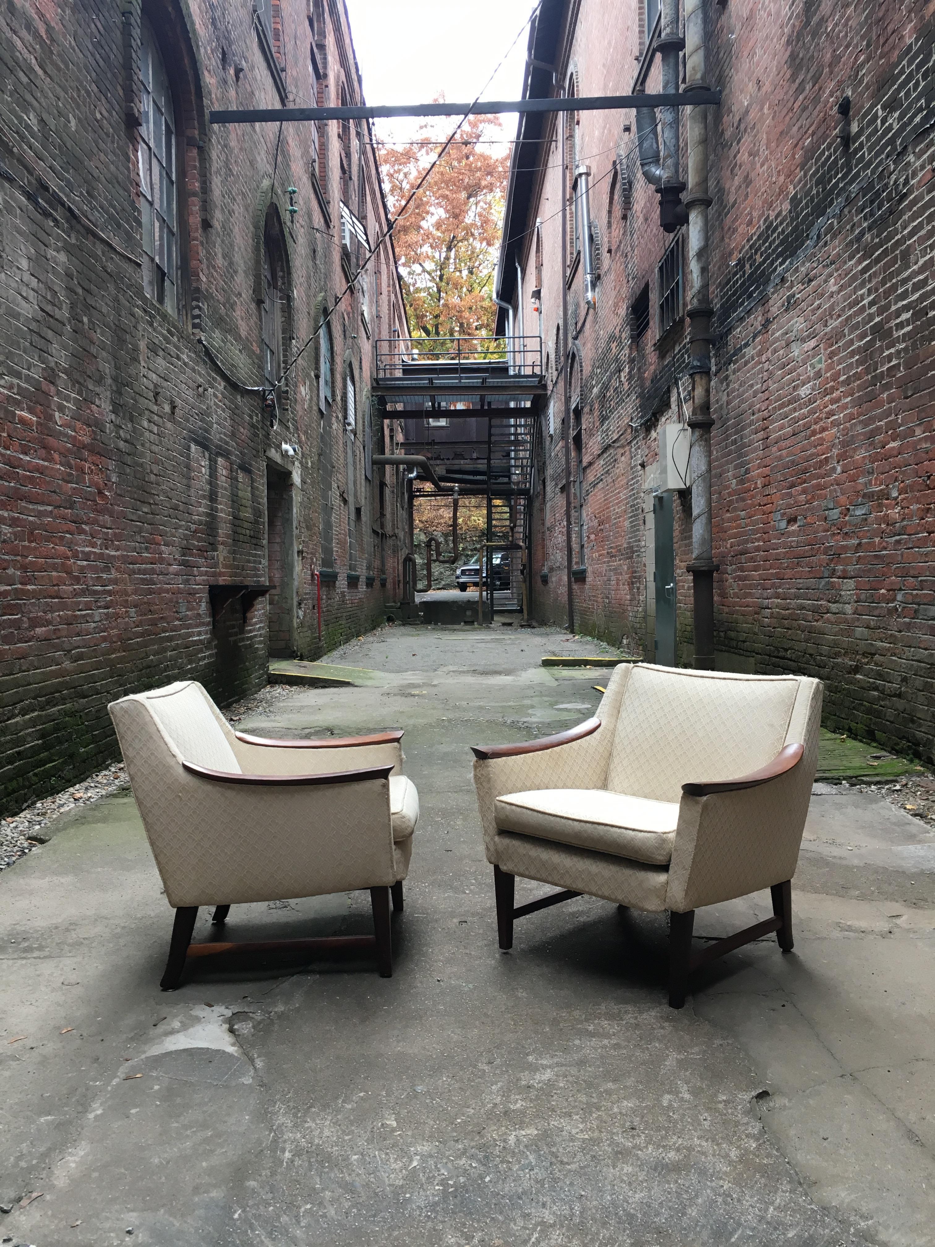 Unknown Pair of Scandinavian Armchairs in the Manner of Rastad and Relling