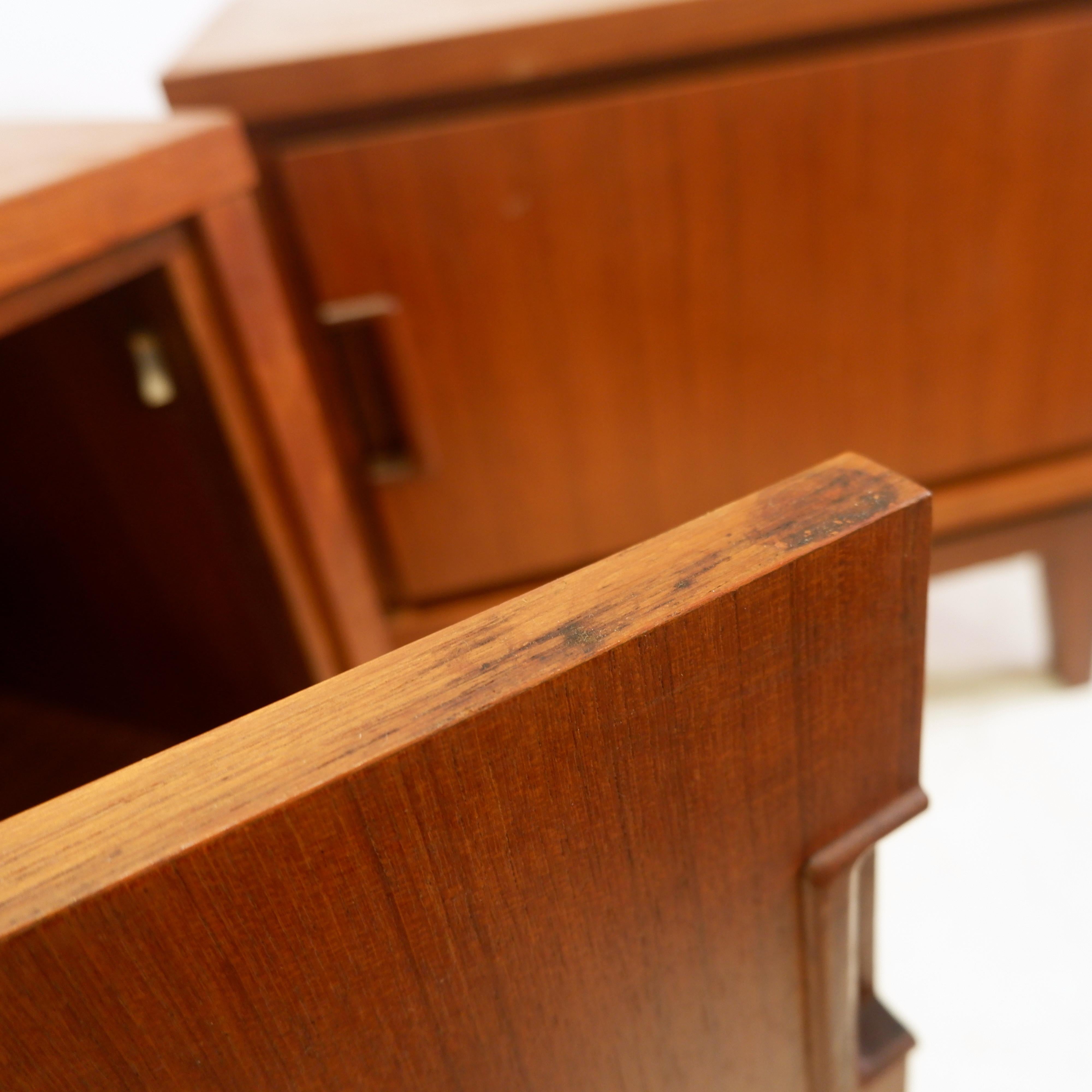 Scandinavian Modern Pair of Scandinavian bedside tables, 1970s