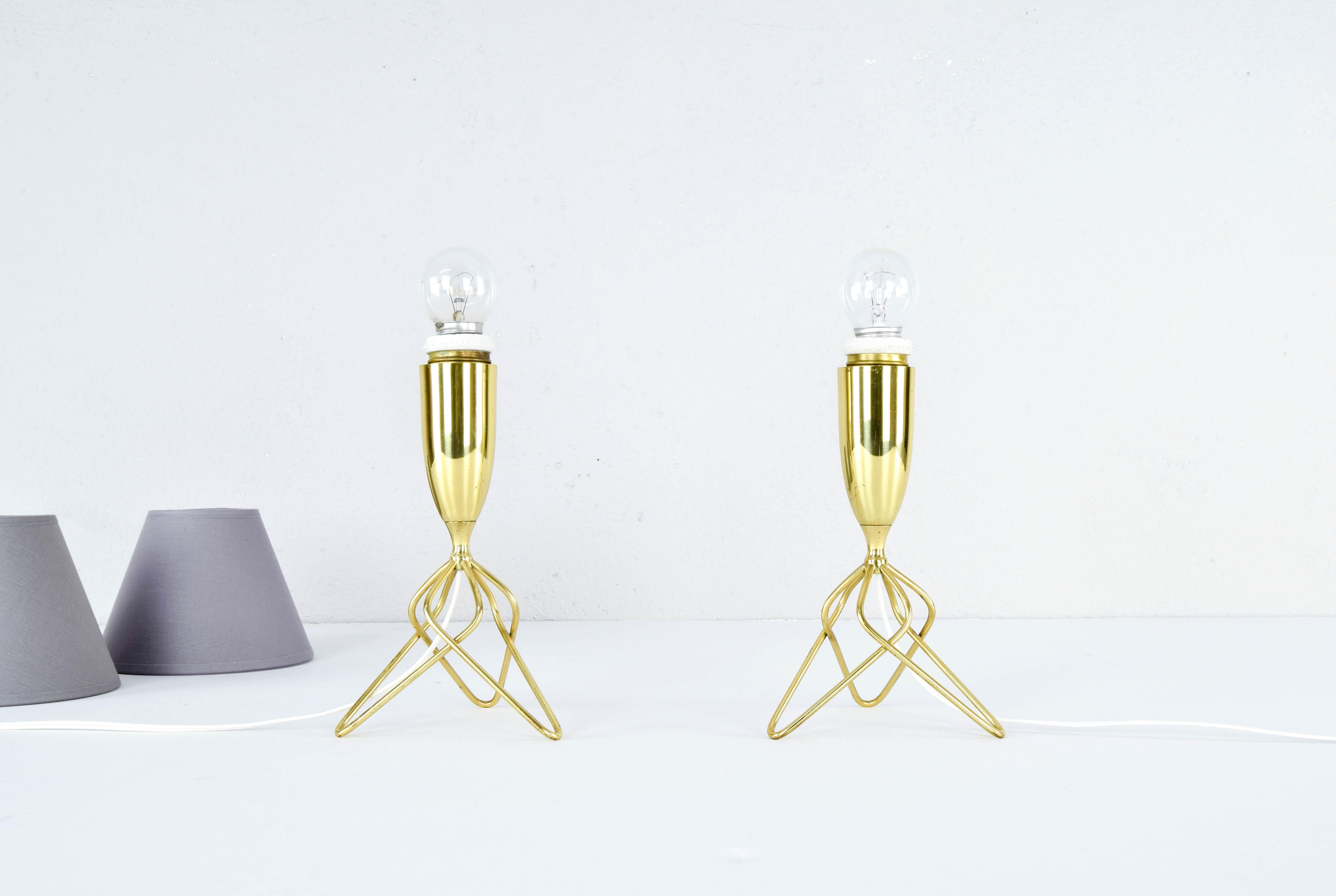 Scandinavian Modern Pair of Scandinavian Brass Tripod Table Lamps with Gray Lampshades, Denmark 60s For Sale