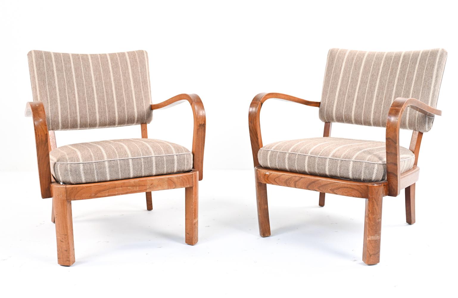 Pair of Scandinavian Elm Wood Bridge Chairs, 1940's-1950's For Sale 6