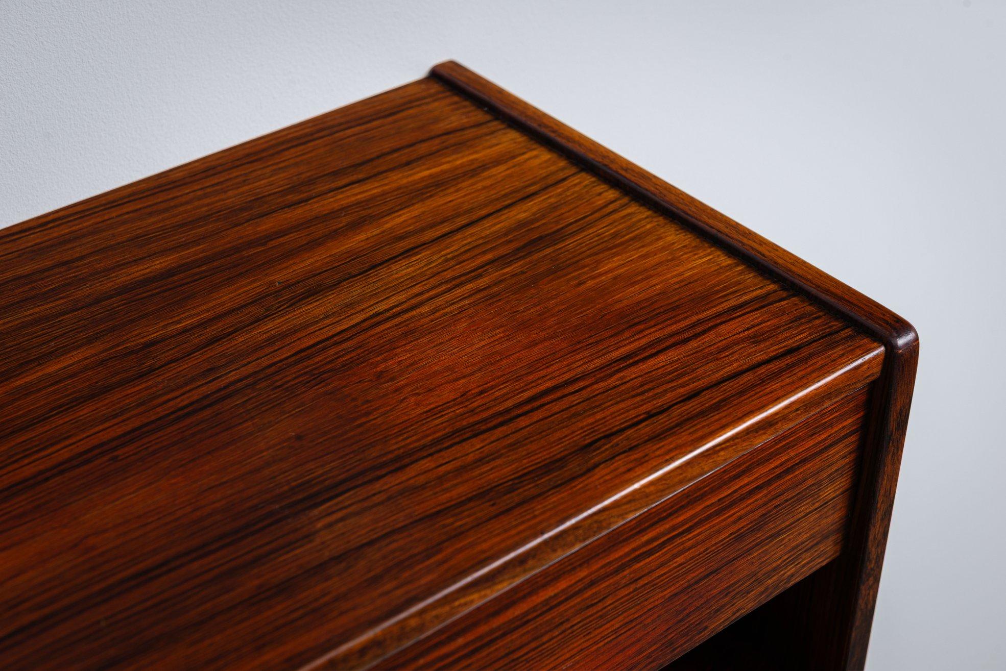 Coppia di comodini galleggianti scandinavi in palissandro Danimarca 1960 in vendita 3