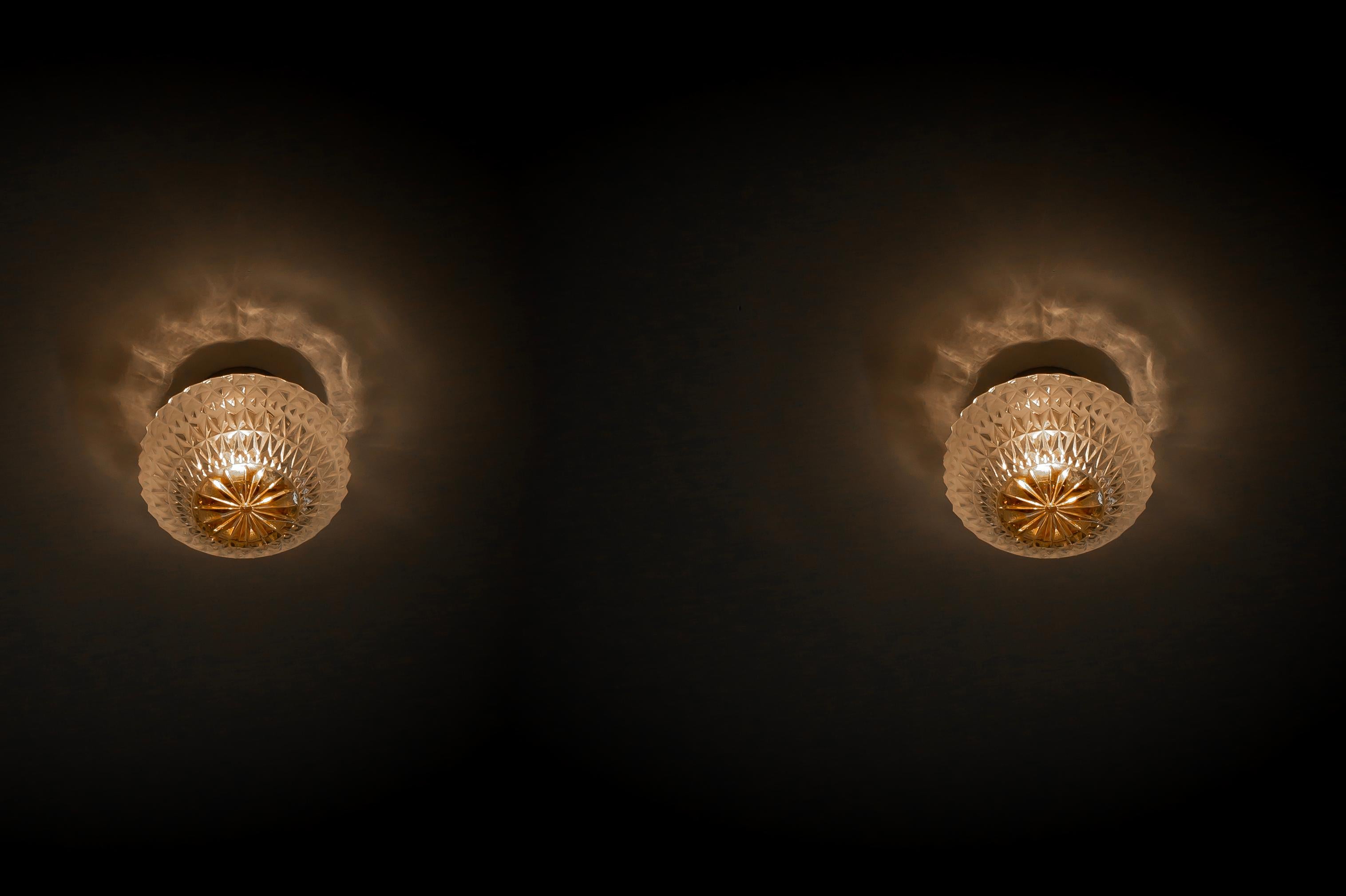 Pair of Scandinavian Flush Mount Ceiling Lamps, 1950s en venta 1