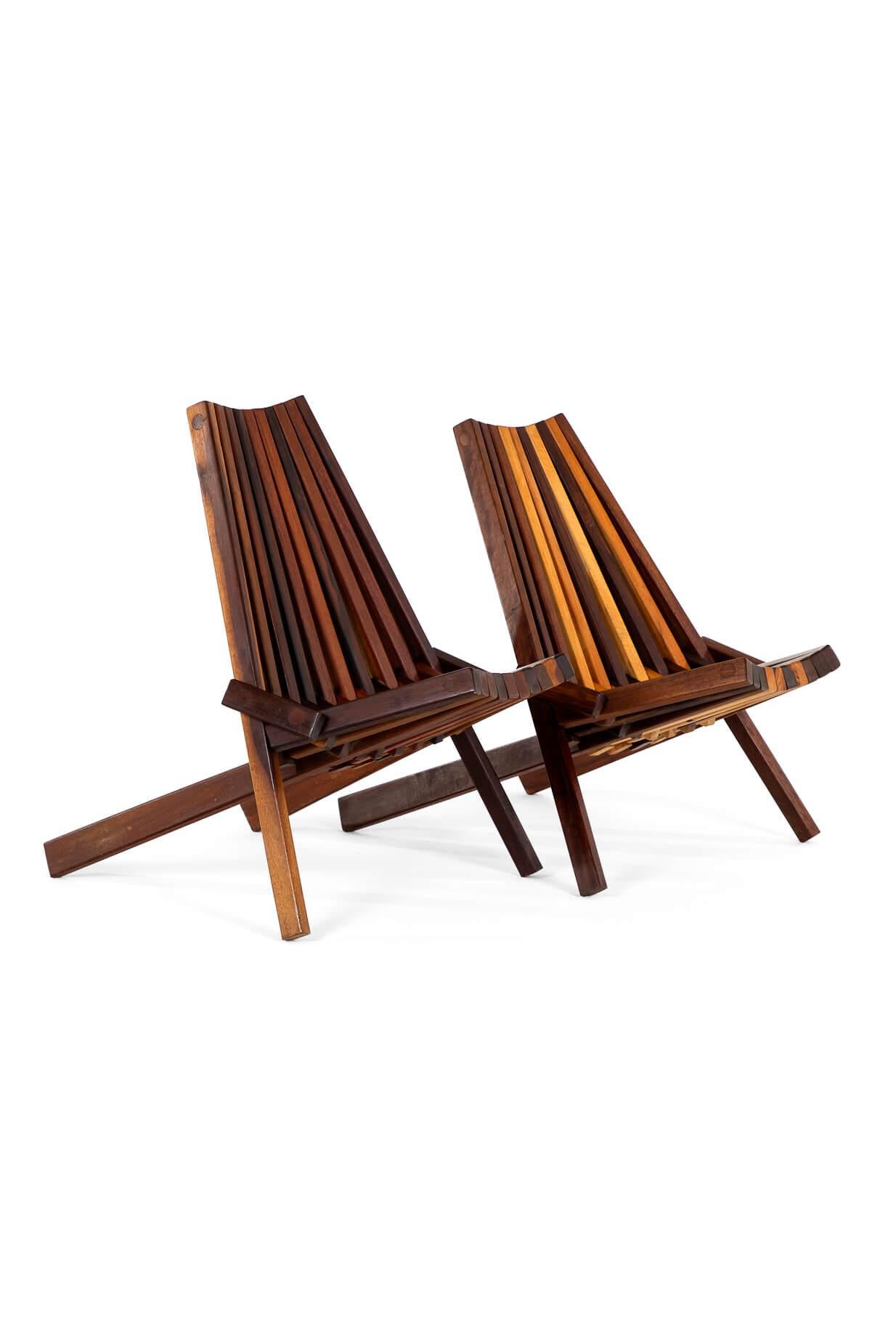 Mid-Century Modern Pair of Scandinavian Folding Teak Chairs For Sale