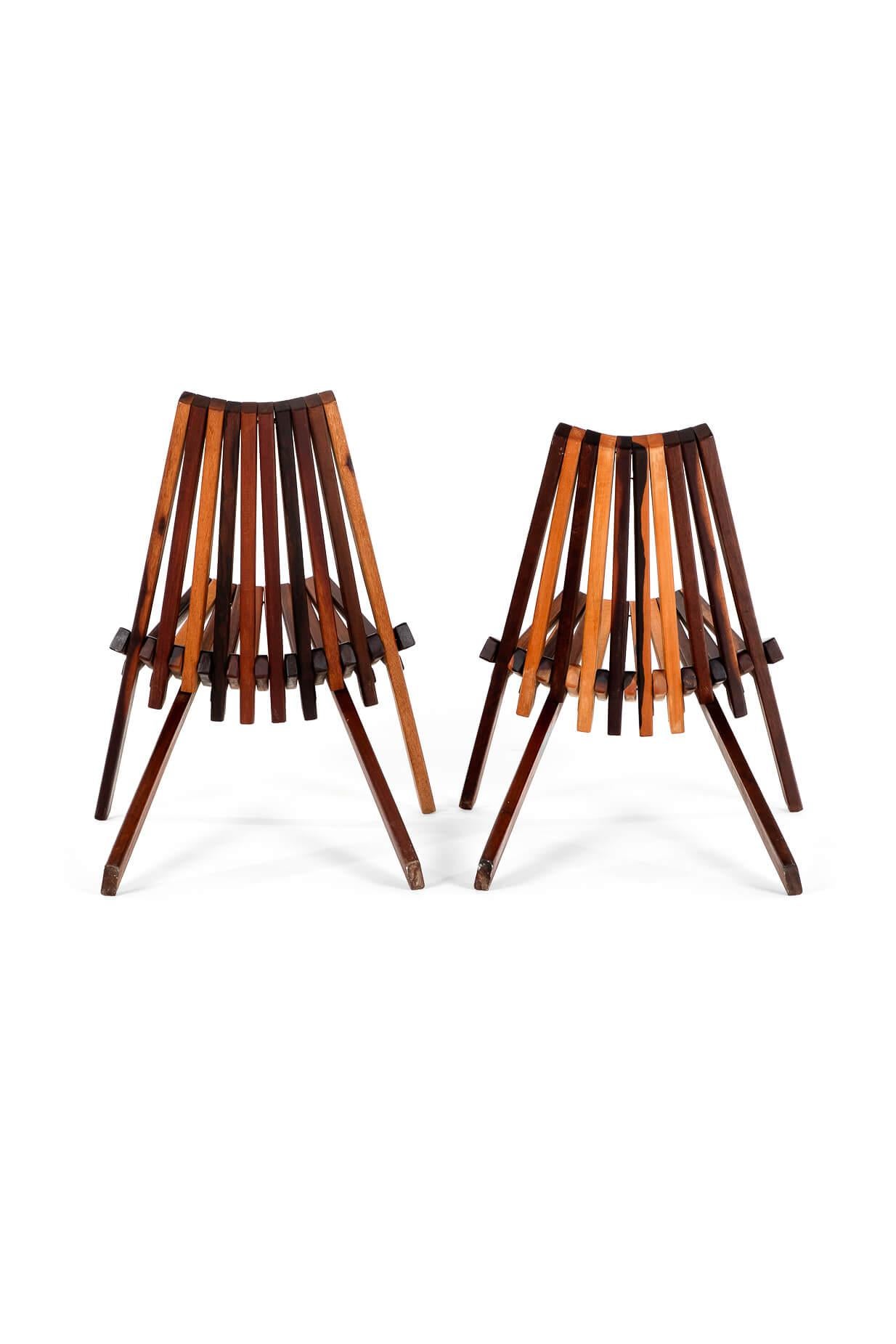 Pair of Scandinavian Folding Teak Chairs In Good Condition For Sale In Faversham, GB