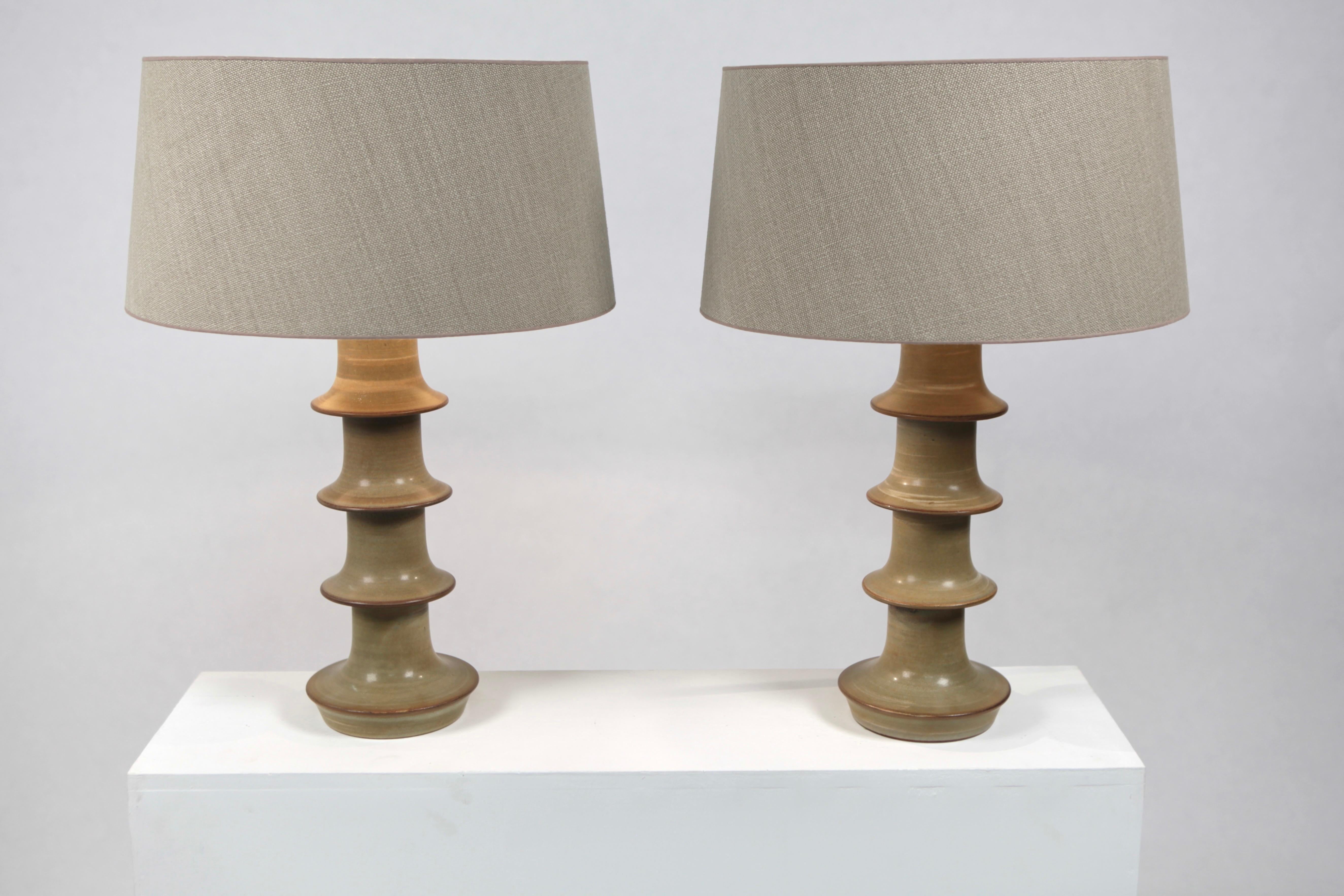 Pair of Scandinavian Green Glazed Stoneware Table-Lamps, Sweden, 1960s In Good Condition In Berlin, DE