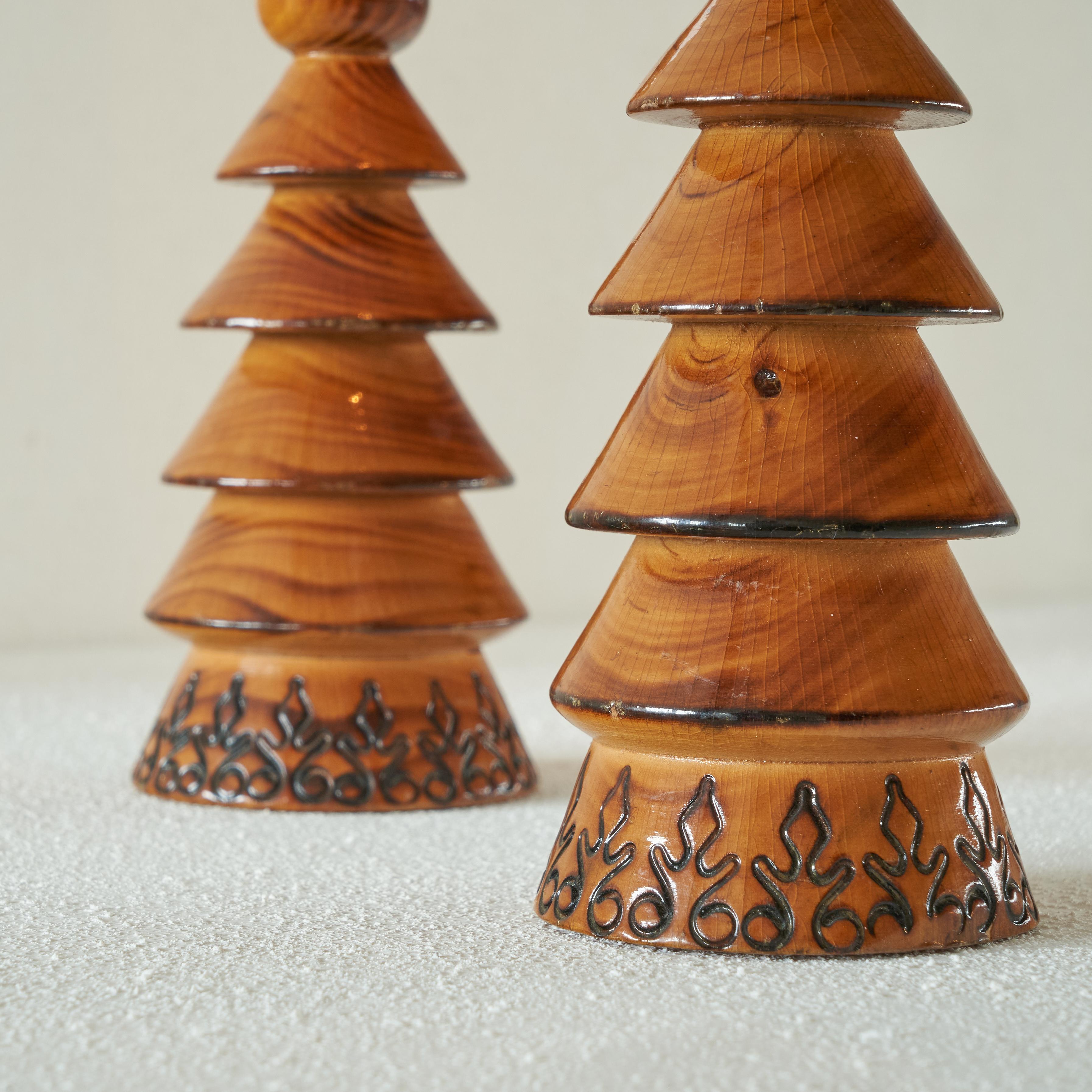 20th Century Pair of Scandinavian Lacquered Wood Candlesticks For Sale