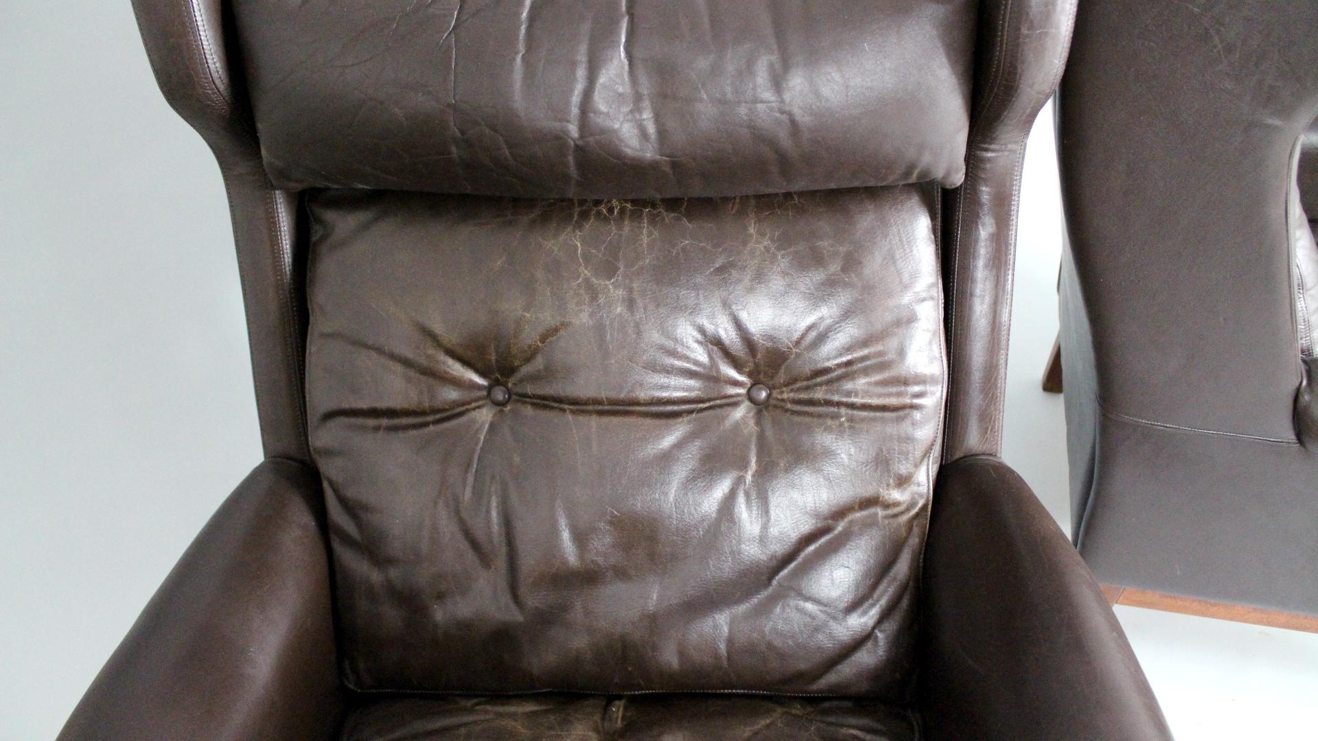 Pair of Scandinavian Leather Club Chairs, 1970s 4
