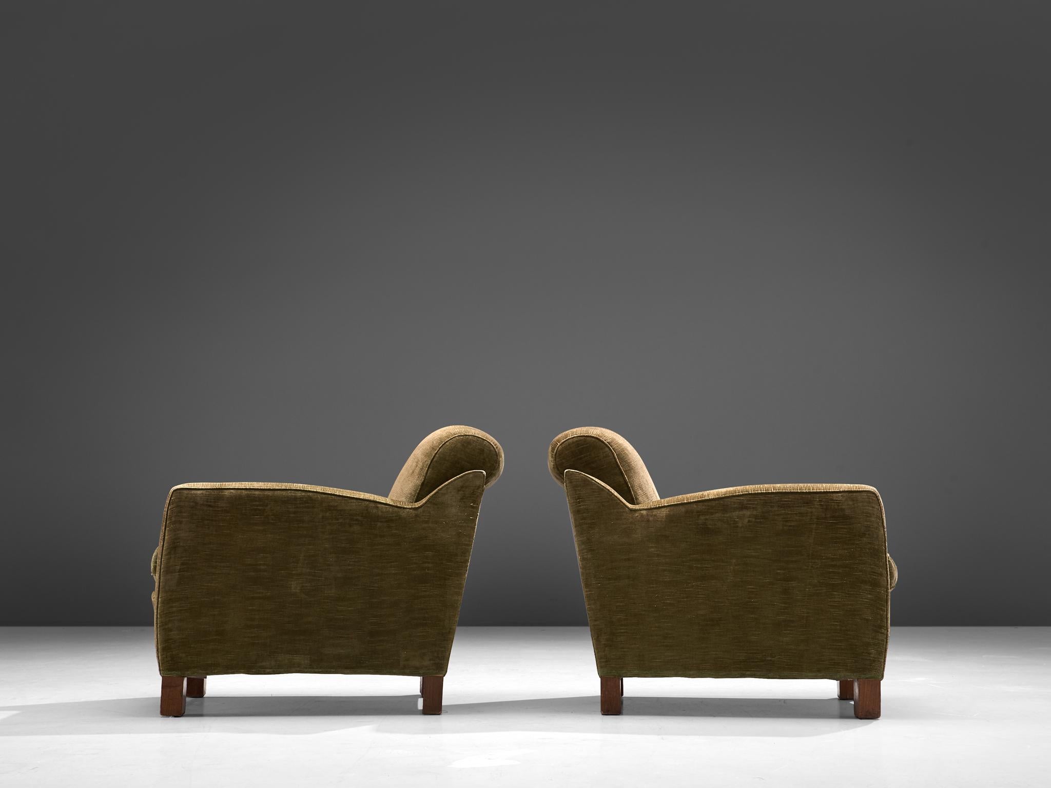 Pair of Scandinavian Lounge Chairs in Muss Green Fabric In Good Condition In Waalwijk, NL