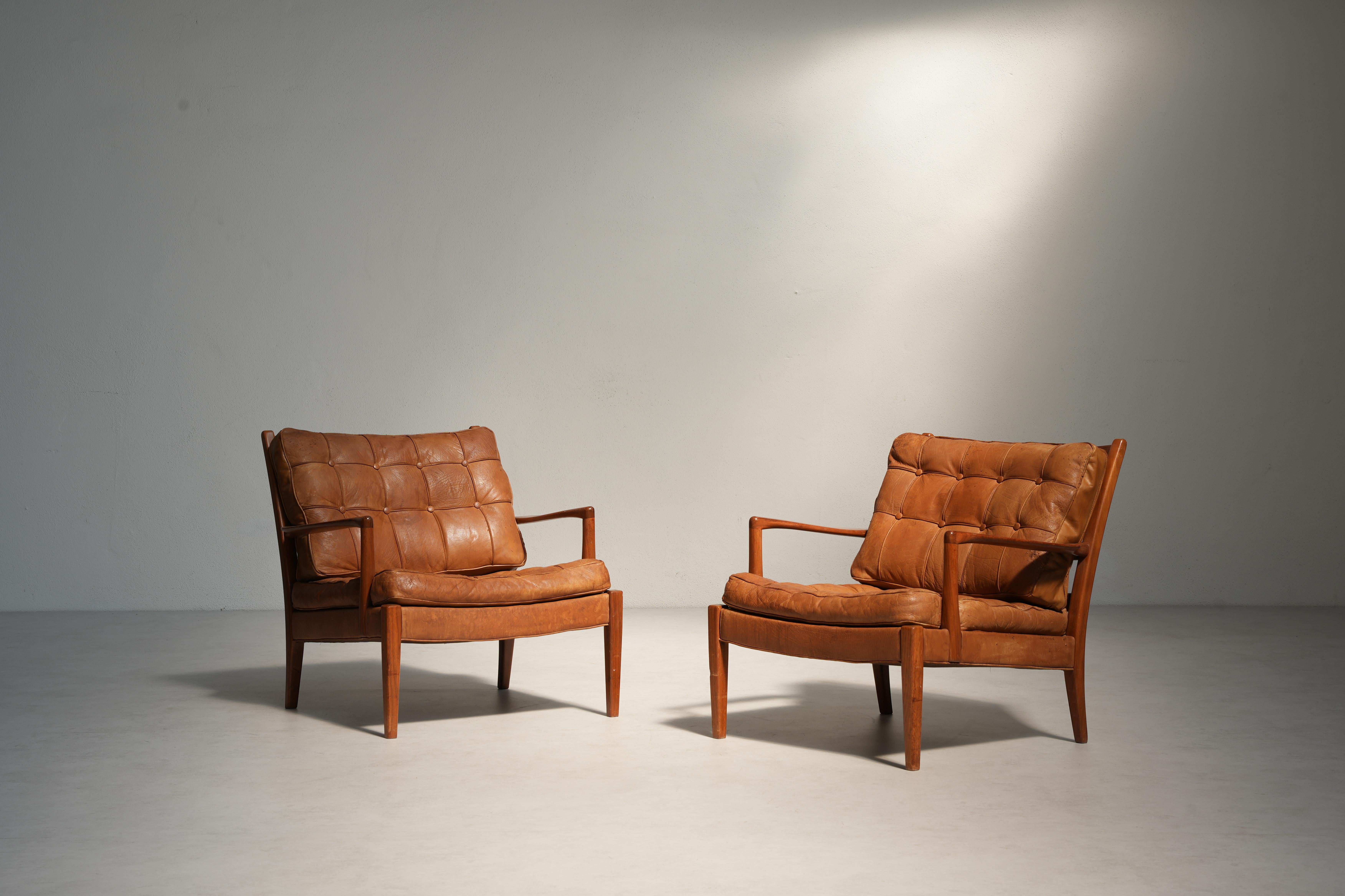Ein Paar schöne Lounge Chairs Mod. 