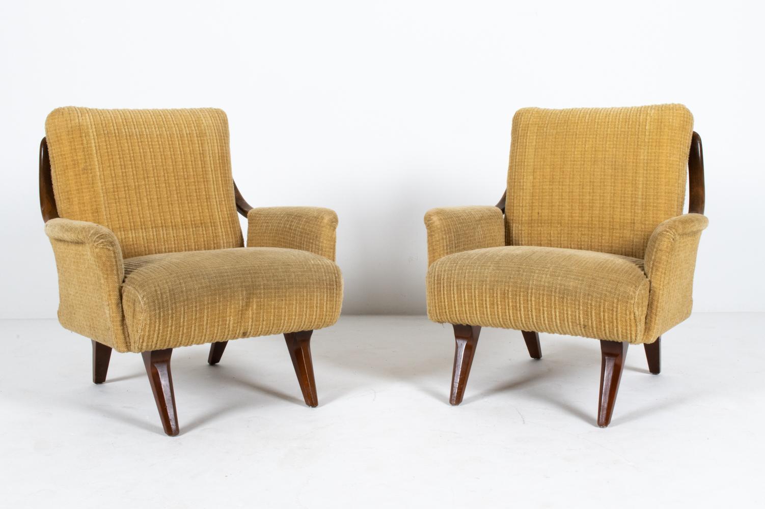 Scandinavian Modern Pair of Scandinavian Mid-Century Lounge Chairs, c. 1950's For Sale