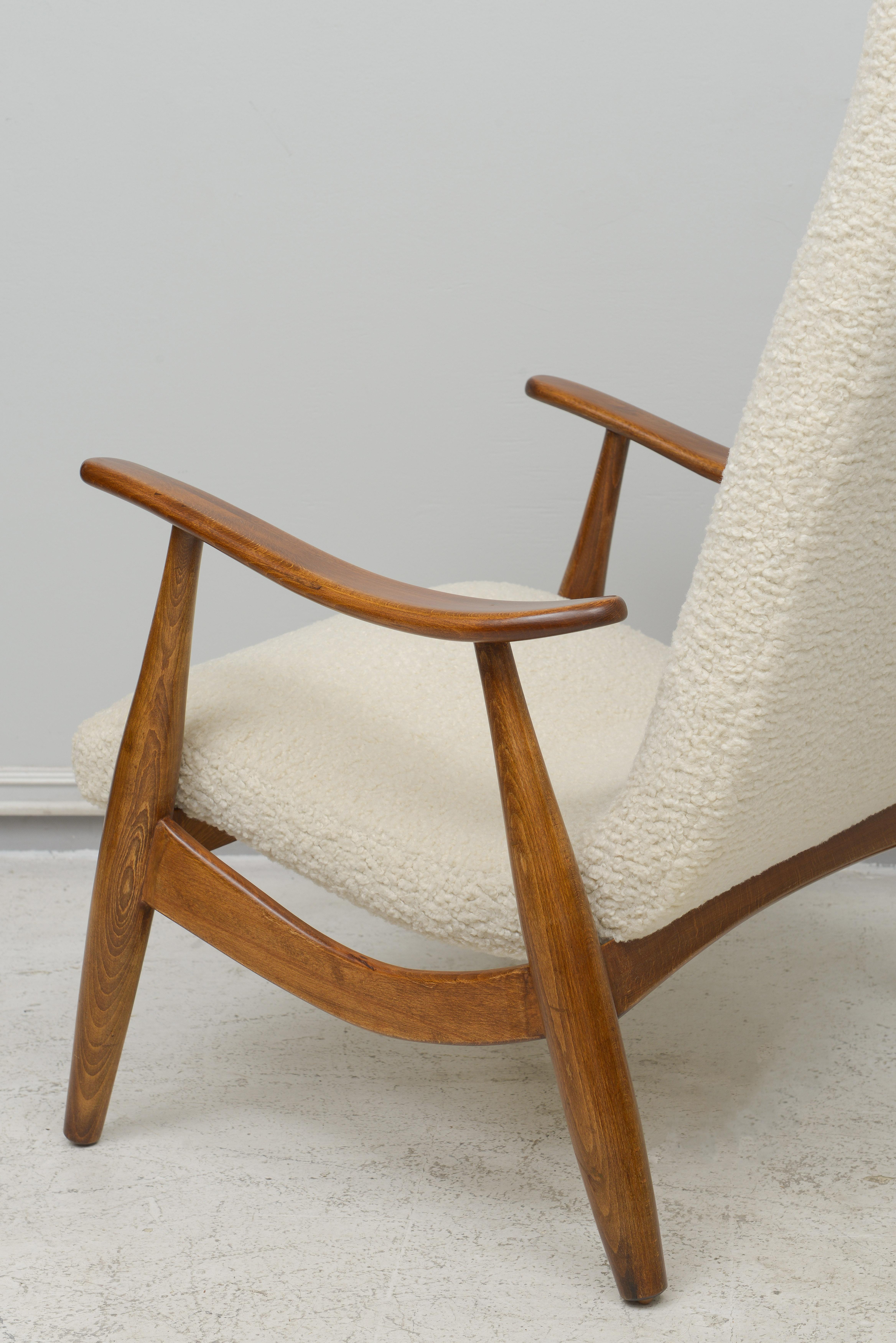 Mid-20th Century Pair of Scandinavian Mid-Century Lounge Chairs For Sale