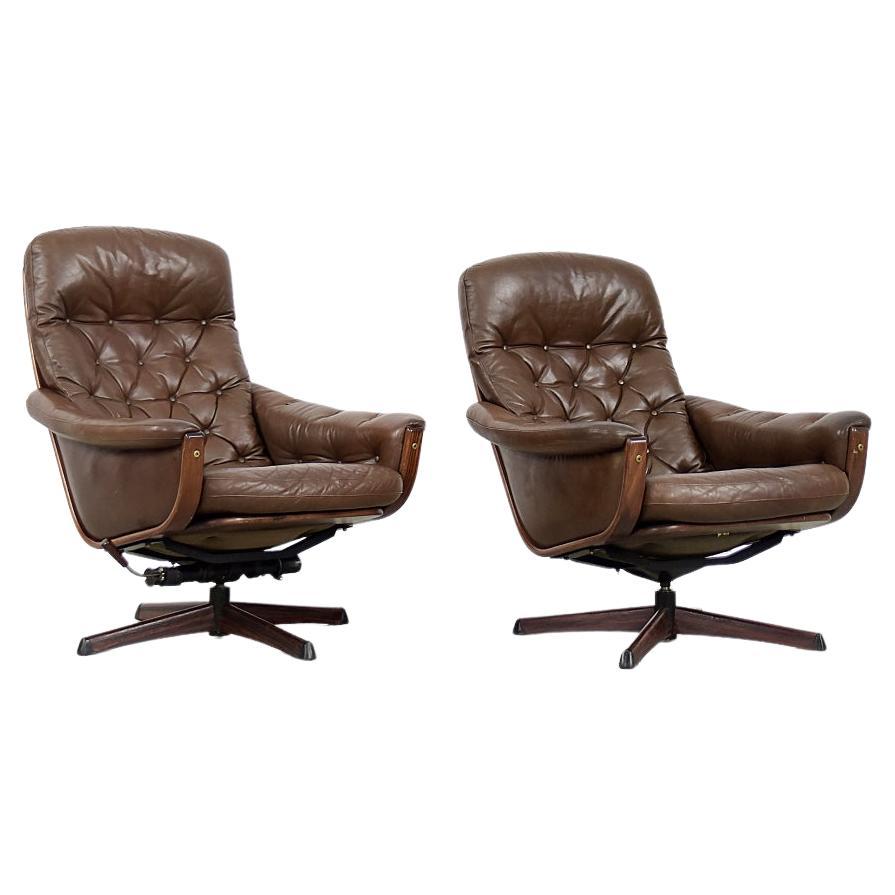 Pair of Scandinavian Mid-Century Modern Leather Swivel Chairs from Göte Möbler
