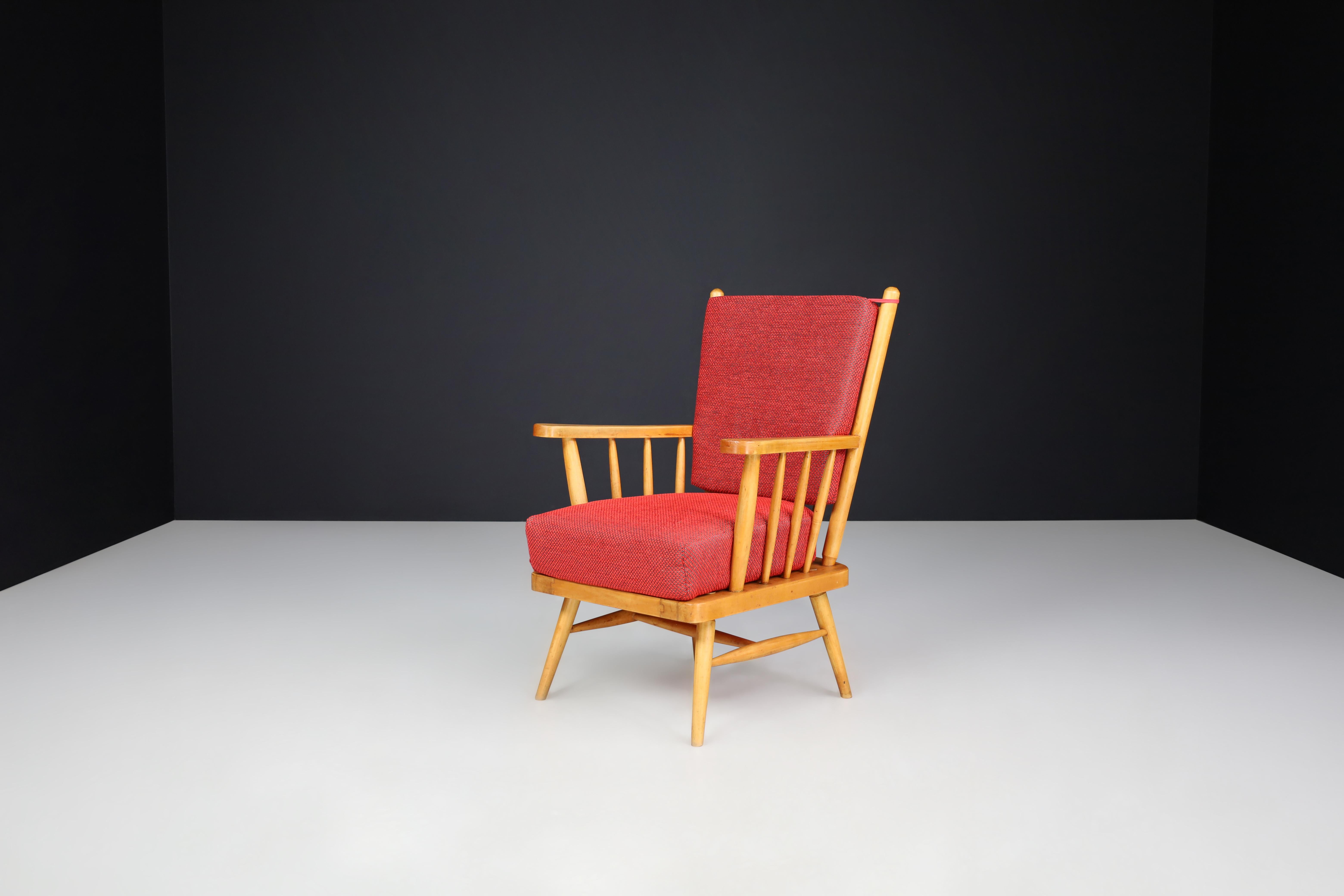 Pair of Scandinavian Mid-Century Modern Lounge Chairs in Beech & Red Upholstery. For Sale 7