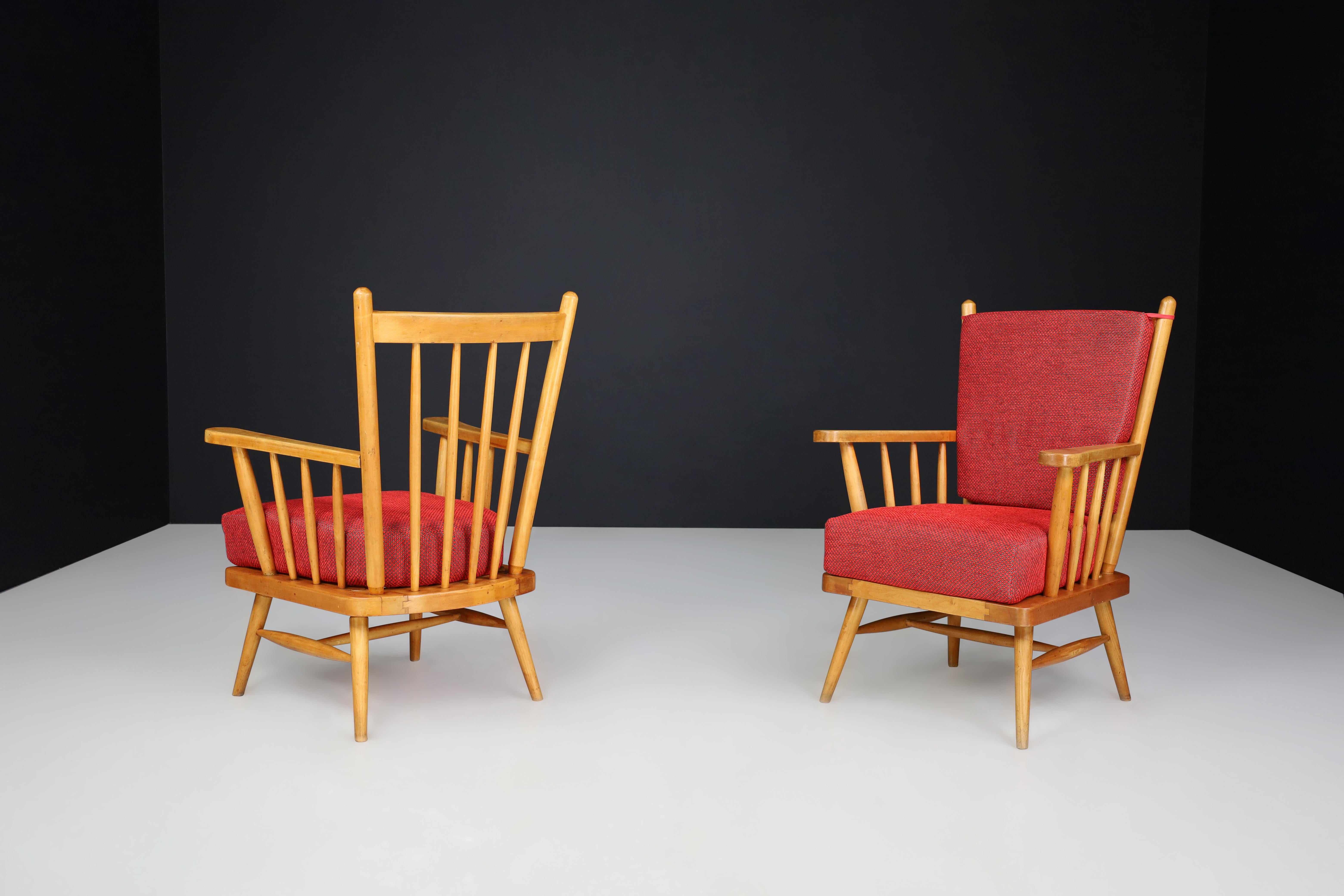 20th Century Pair of Scandinavian Mid-Century Modern Lounge Chairs in Beech & Red Upholstery. For Sale
