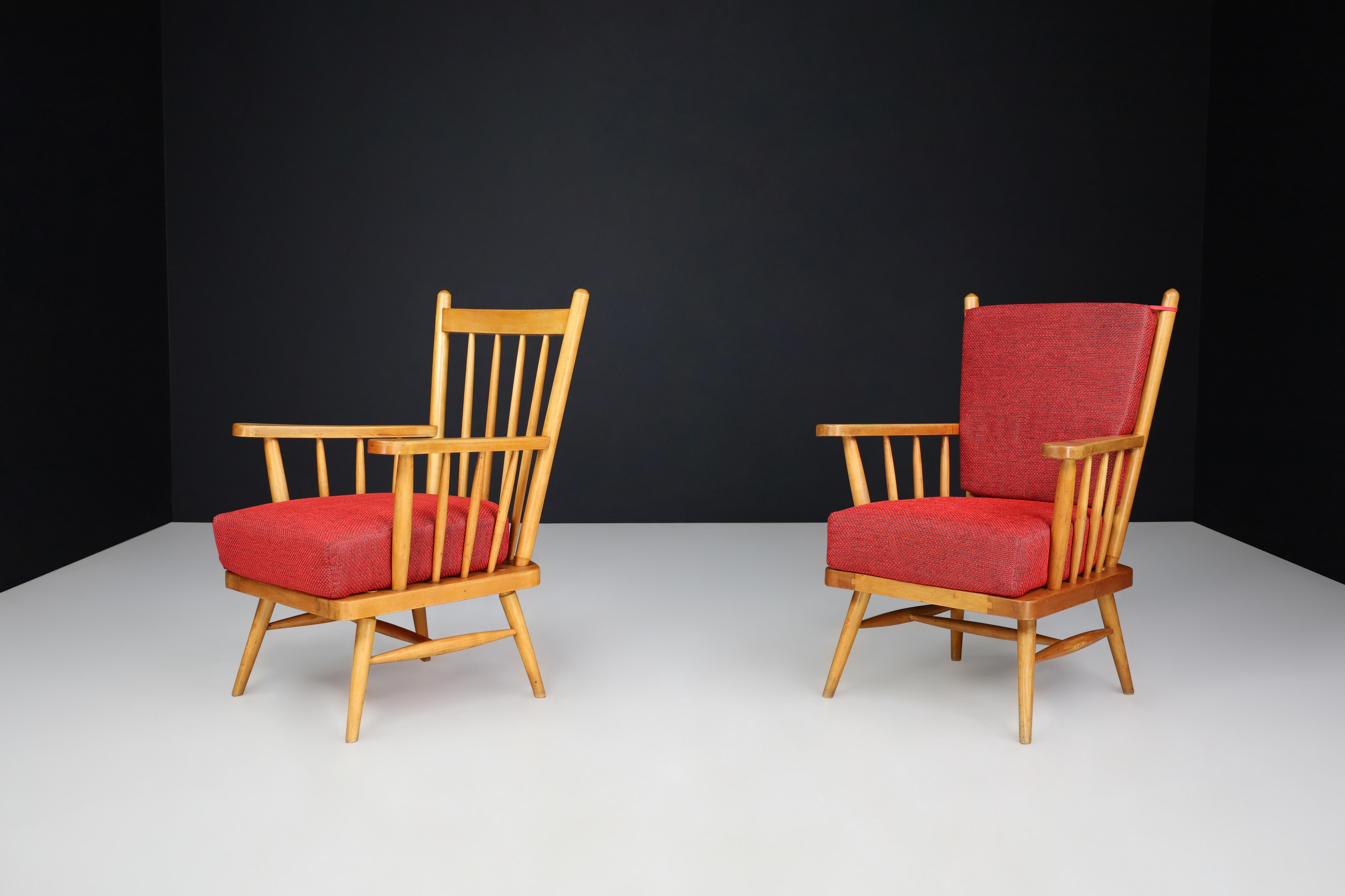Pair of Scandinavian Mid-Century Modern Lounge Chairs in Beech & Red Upholstery. For Sale 1