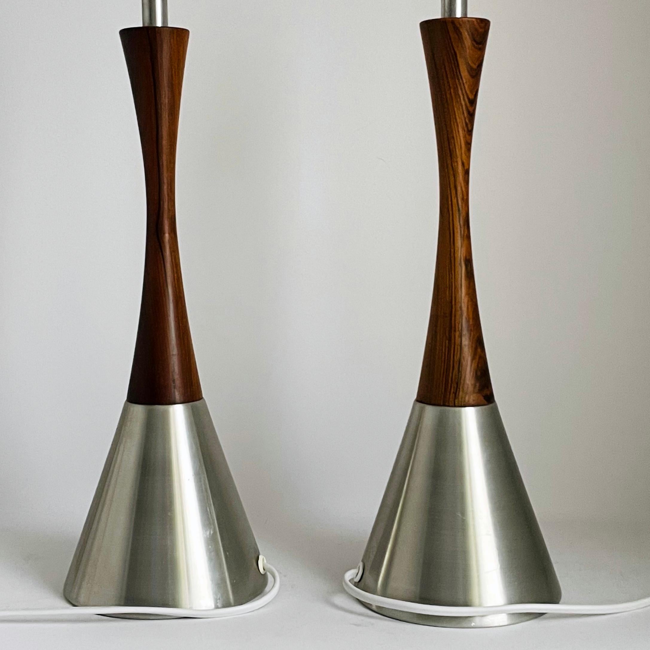 Pair of Scandinavian Midcentury Table Lamps by Bergboms, Sweden In Good Condition In Stockholm, SE