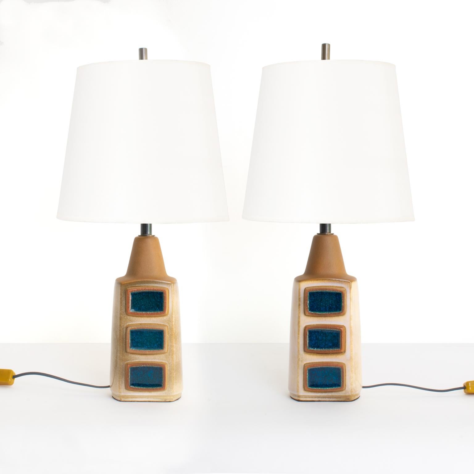 Einar Johansen for Soholm Stentøj Pair Scandinavian Modern Glazed Ceramic Lamps, Denmark, circa 1960. The lamps have custom patinated brass hardware including bespoke finials and double cluster sockets for use in the USA. Measures: Total height: