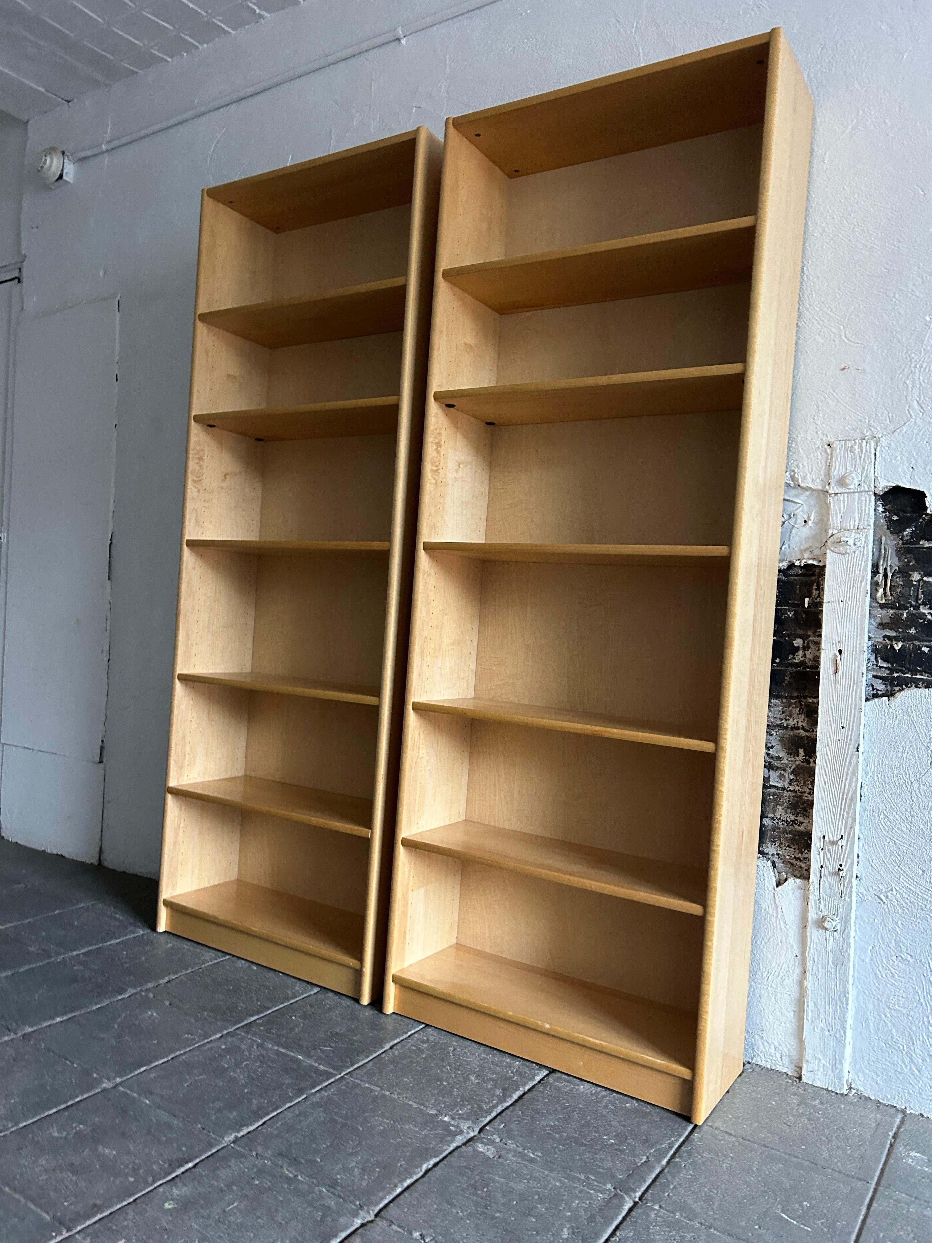 Late 20th Century Pair of Scandinavian modern birch blonde tall 6 shelf bookcases wall unit For Sale