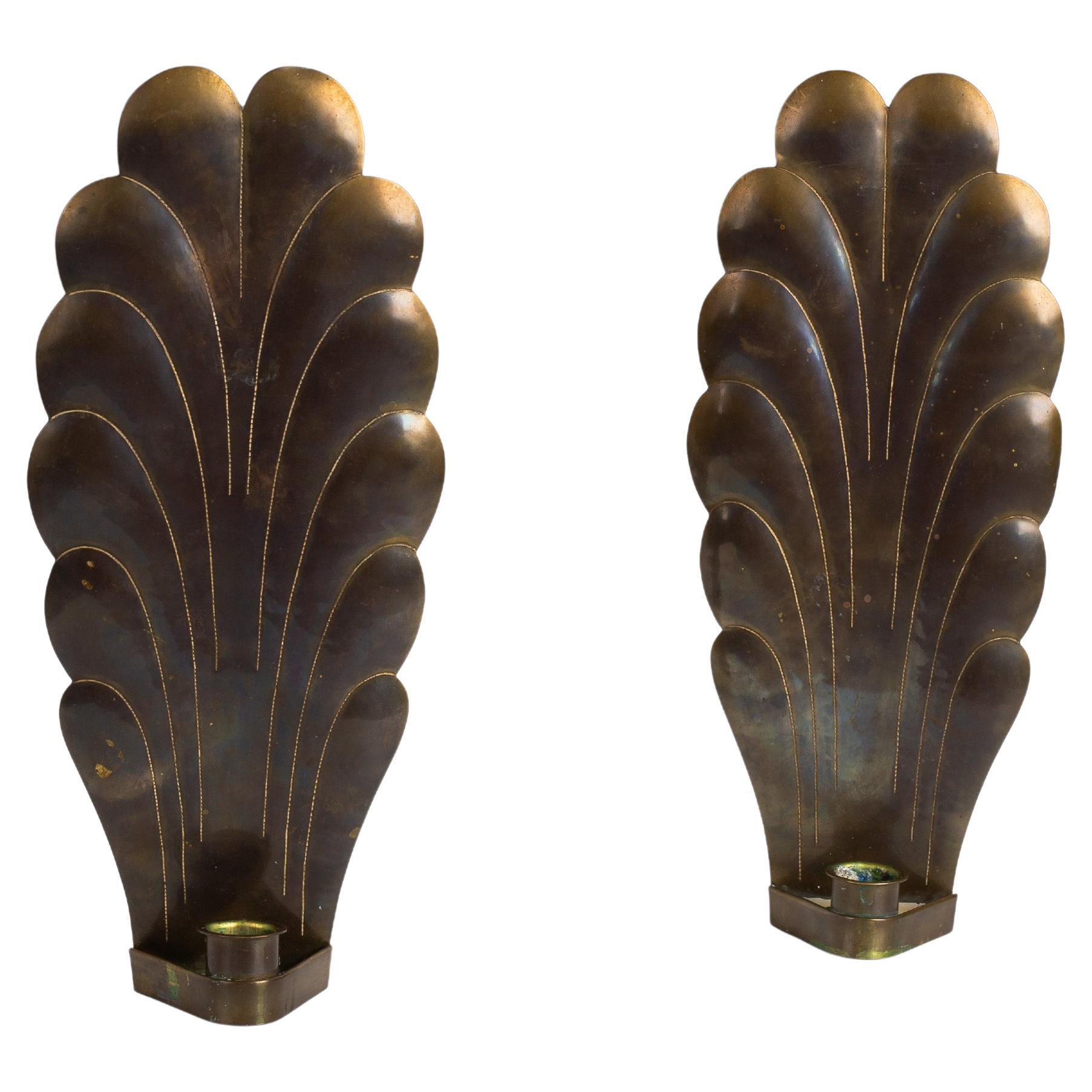 Pair of Scandinavian modern brass wall candle sconces en venta