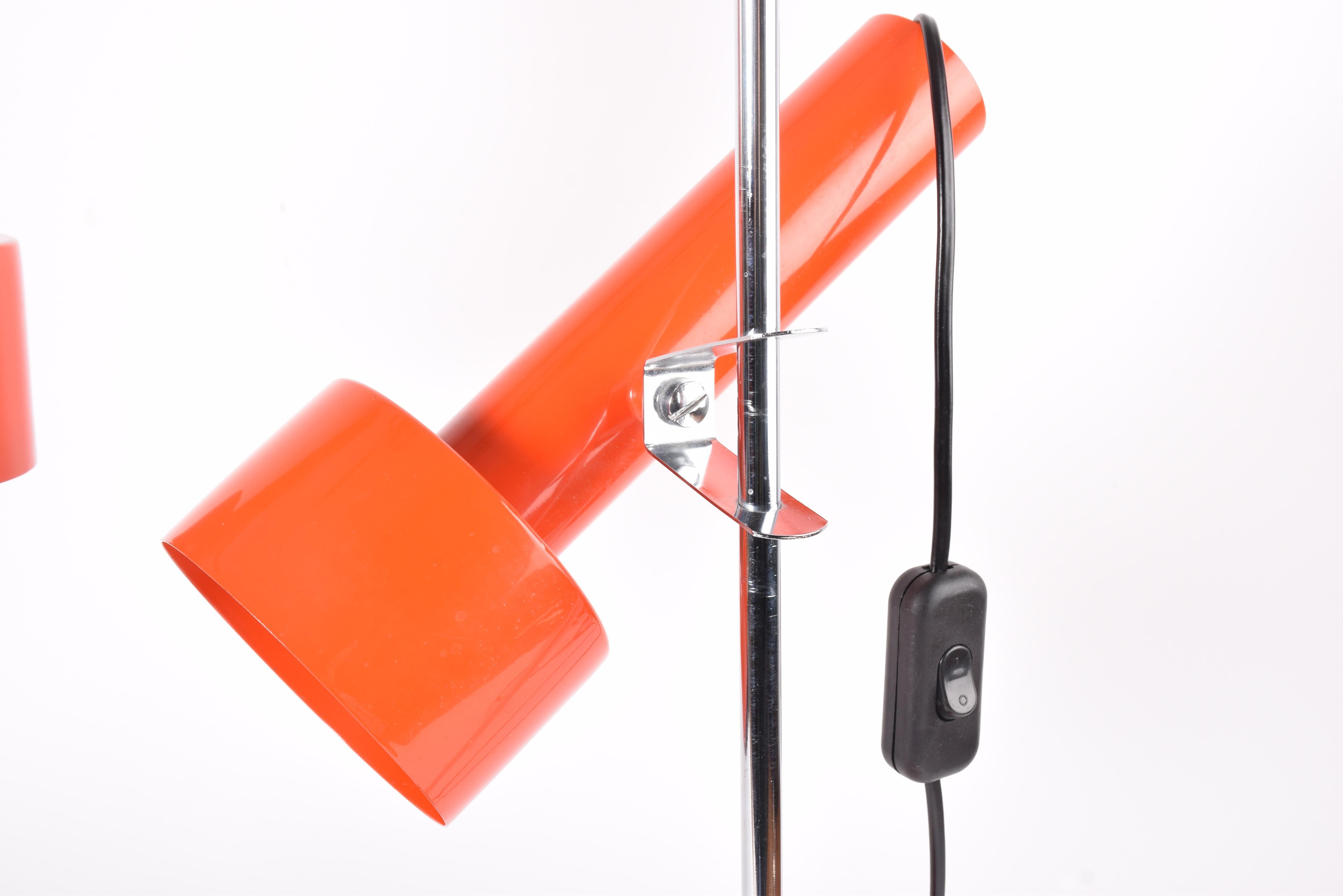 Enameled Pair of Scandinavian Modern Desk Table Lamps, Orange Lacquer and Metal, 1970s For Sale