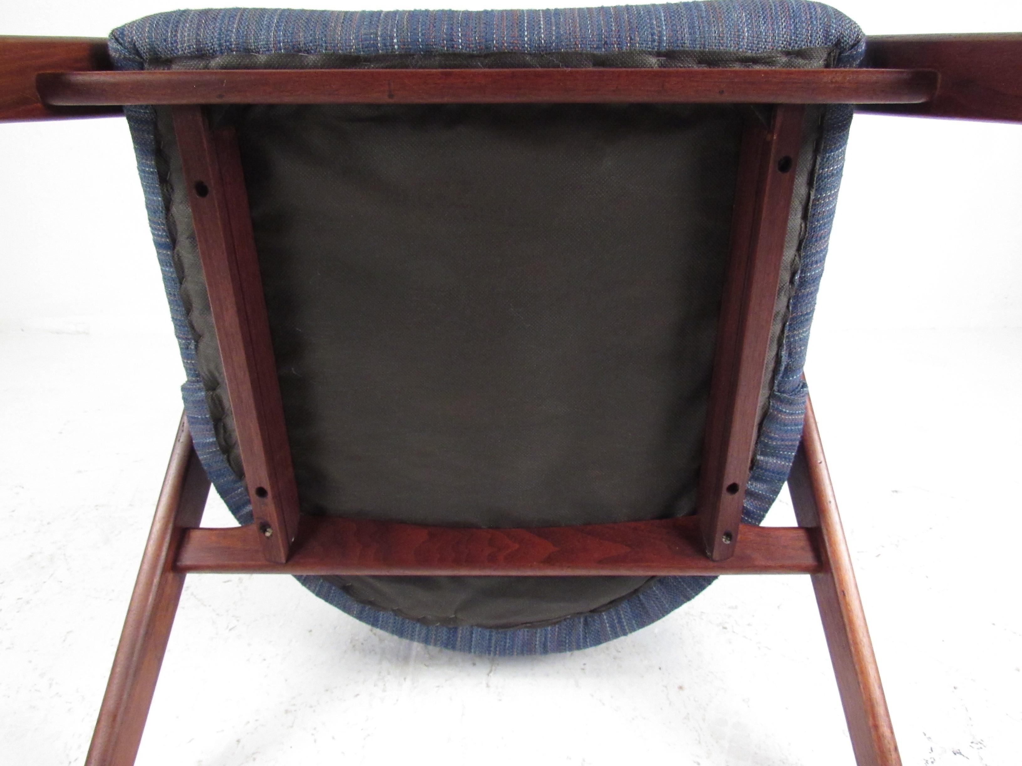 Pair of Scandinavian Modern Lounge Chairs After Kofod-Larsen For Sale 14
