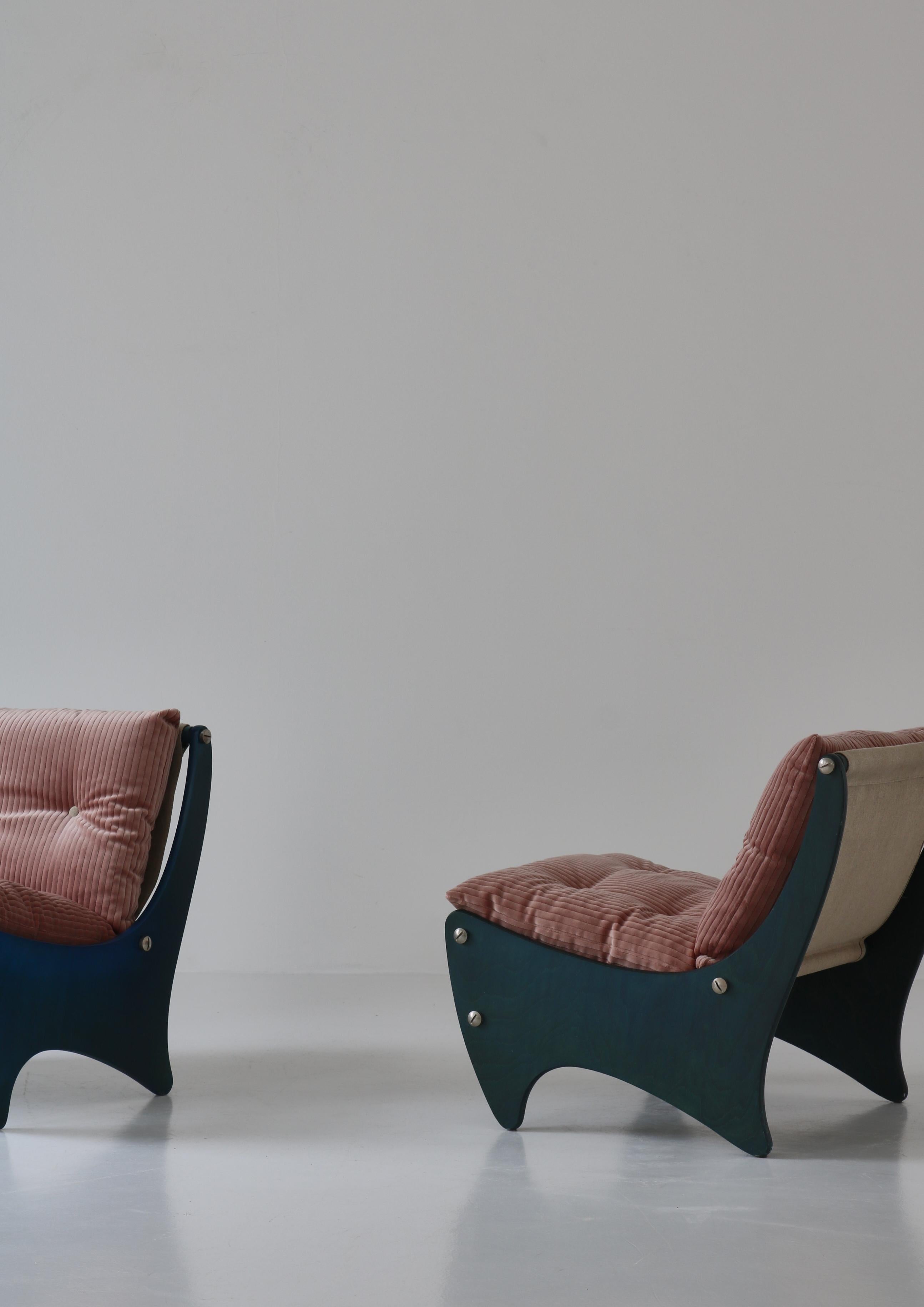 Danish Pair of Scandinavian Modern Lounge Chairs Canvas & Pink Velvet, 1960s For Sale