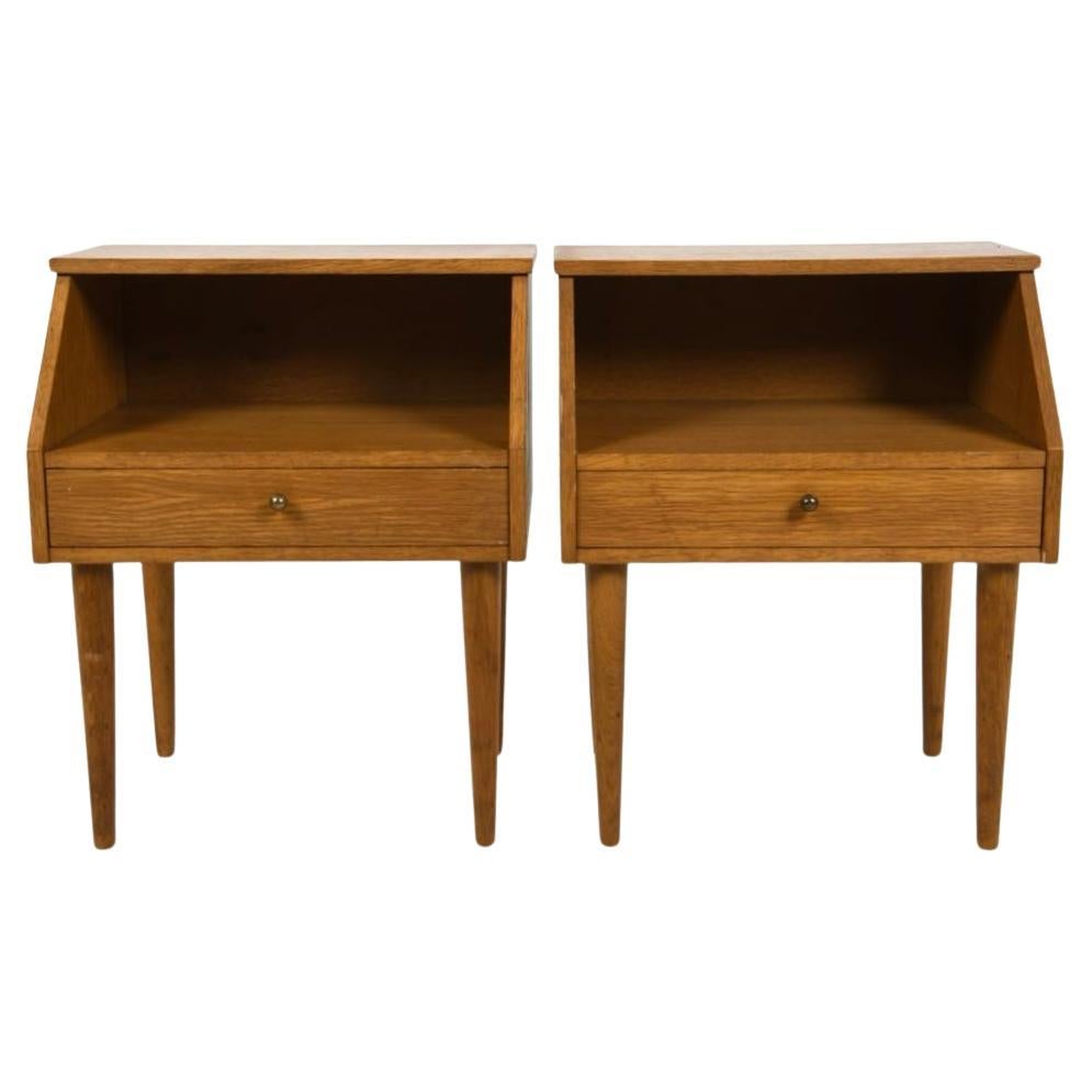 Pair of Scandinavian modern oak nightstands with single drawer