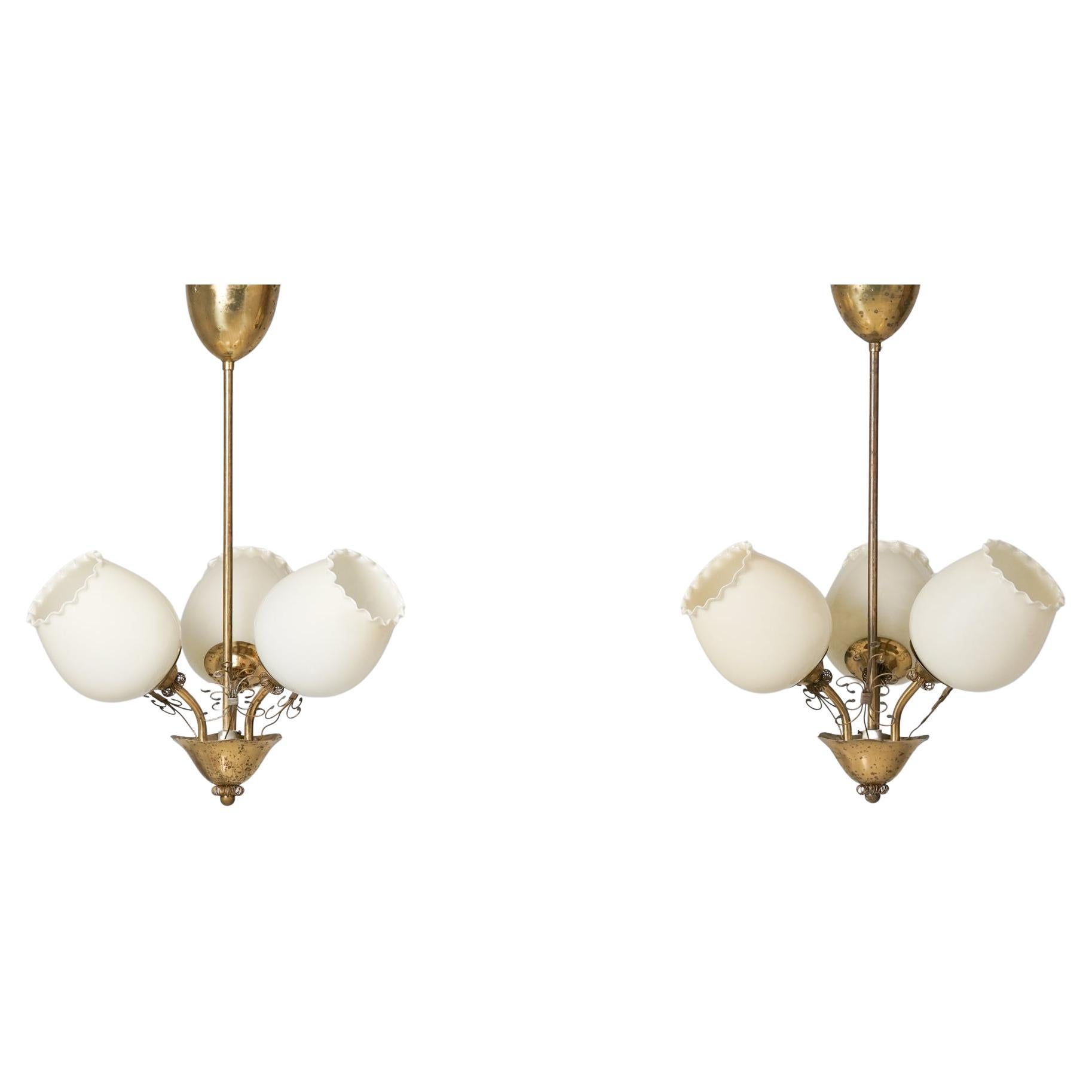 Coppia di pendenti The Modern Scandinavian, Finlandia, anni 
50 in vendita