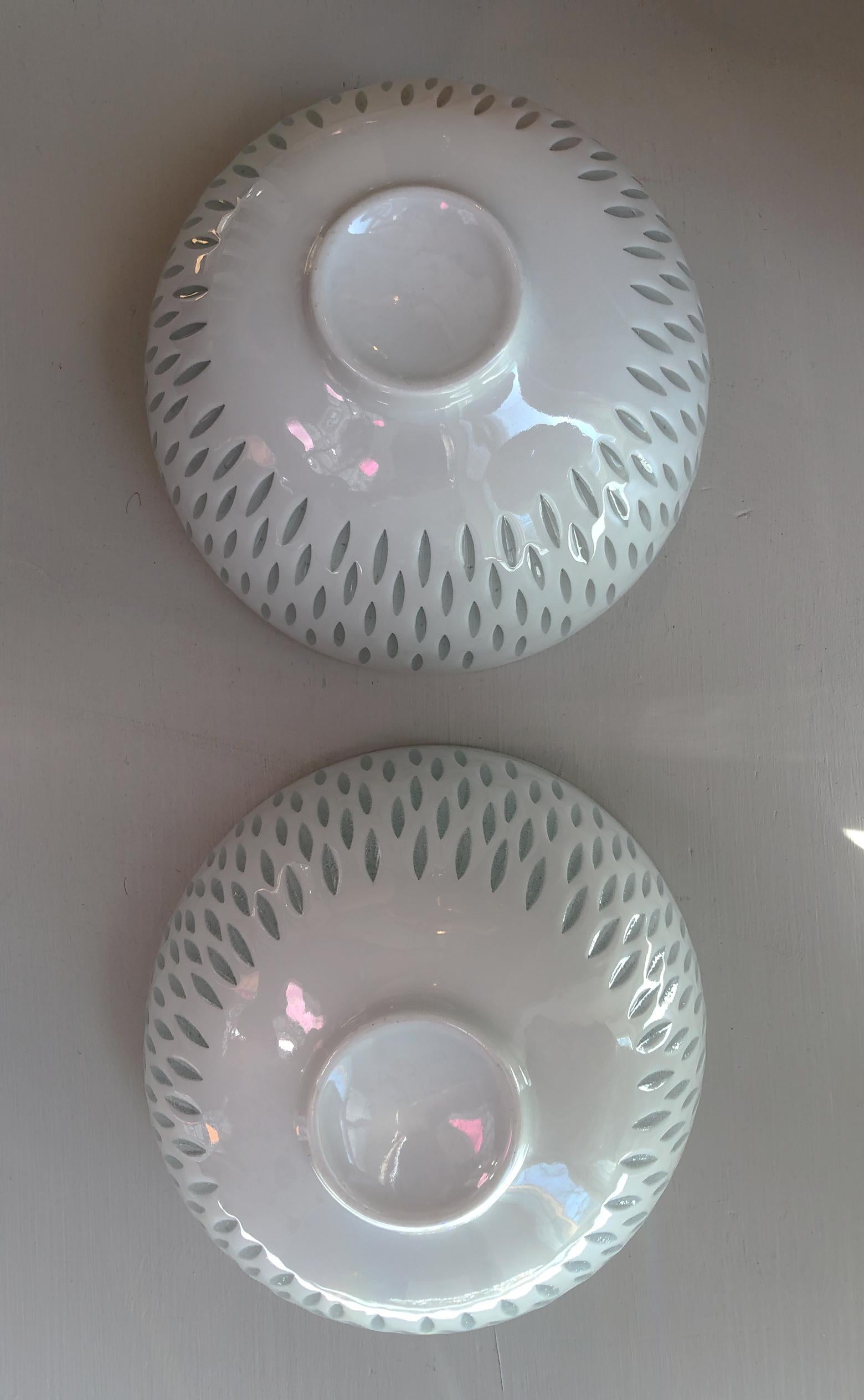 Pair of Scandinavian Modern Porcelain Bowl by Friedl Holzer-Kjellberg, Arabia For Sale 4