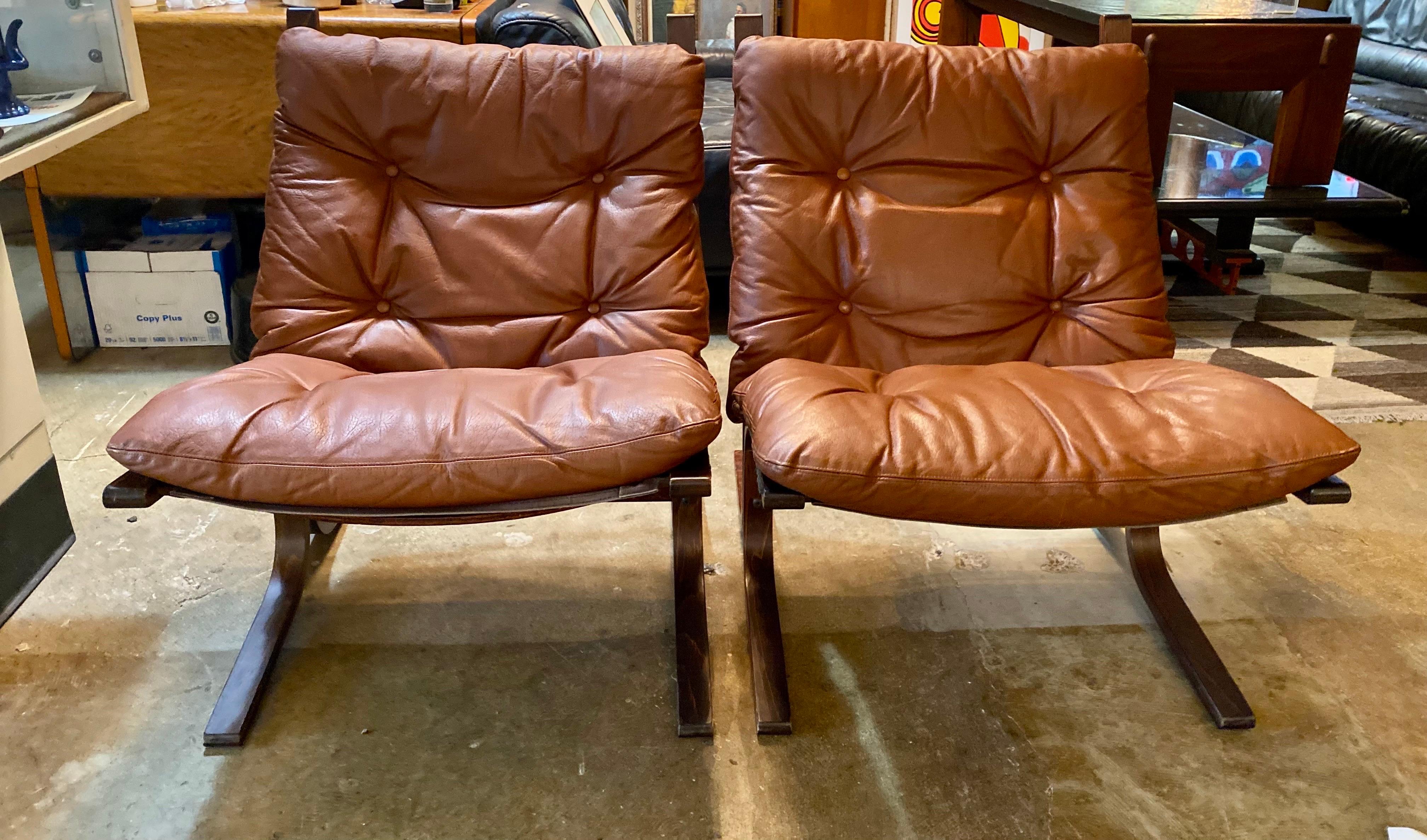 Mid-Century Modern Pair of Scandinavian Modern Siesta Lounge Chairs by Ingmar Relling for Westnofa