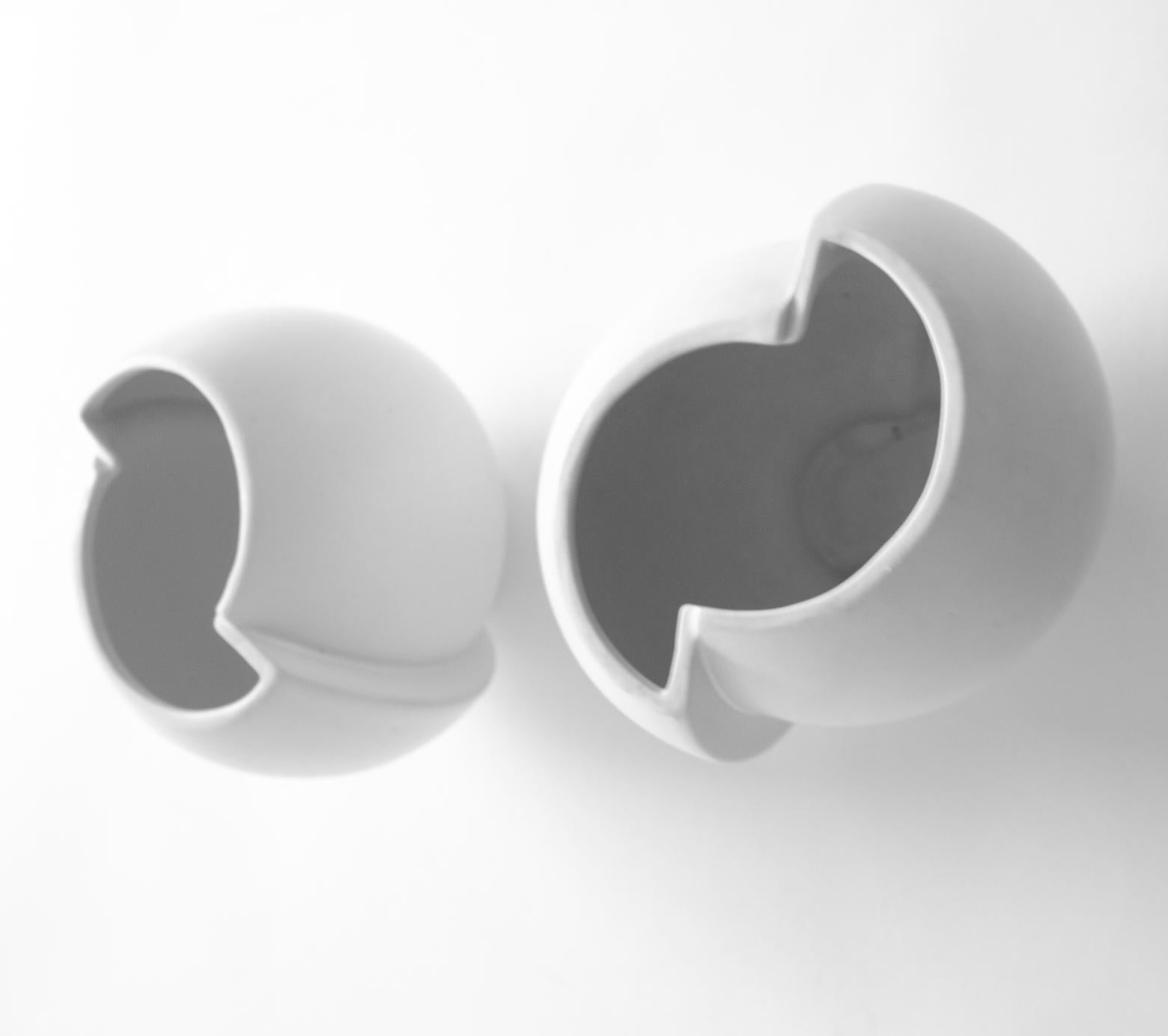 Molded Pair of Scandinavian Modern Stoneware Vase Model Surrea Designed by Wilhelm Kåge