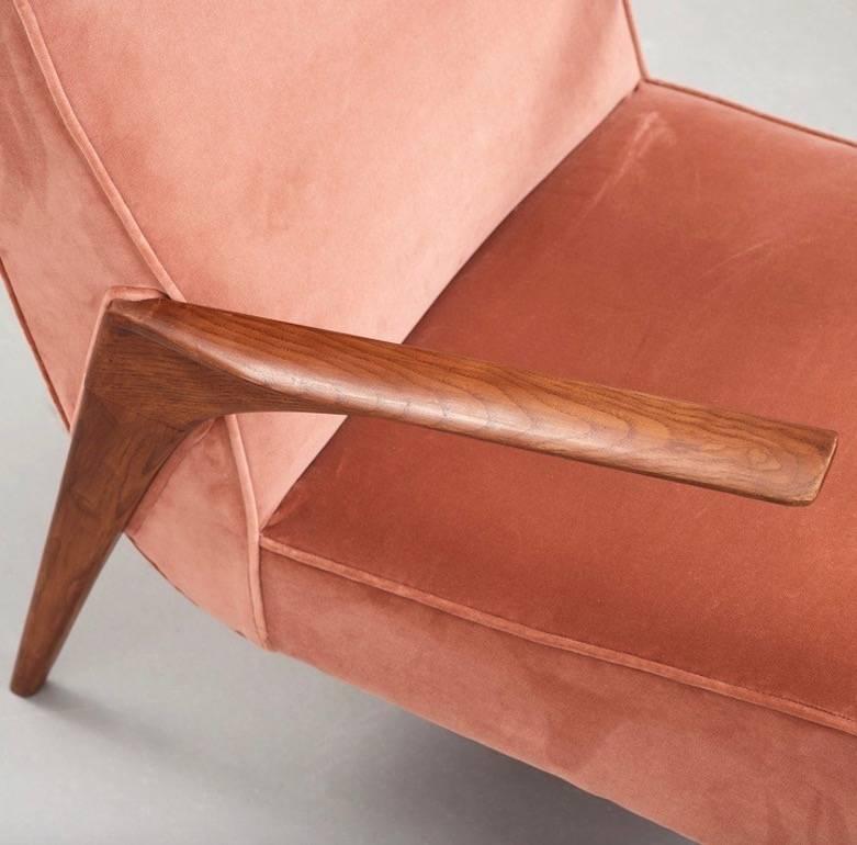 Pair of Scandinavian Modern Style Pink Velvet Upholstered Armchairs 3