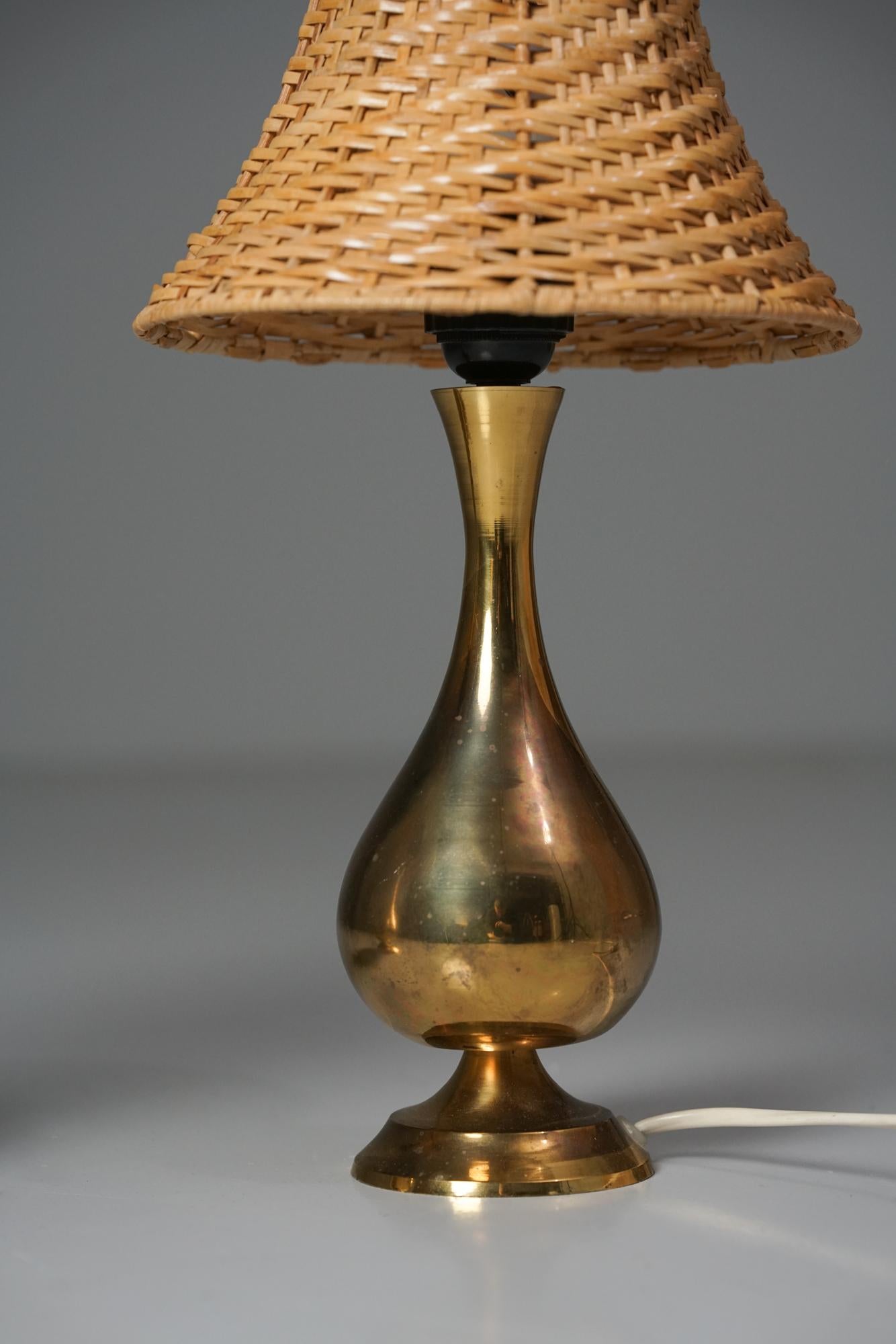 Pareja de lámparas de mesa modernas escandinavas, Suecia, años 70 Escandinavo moderno en venta