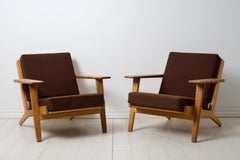 Paar skandinavische moderne Vintage-Sessel Hans J. Wegner Modell GE-290