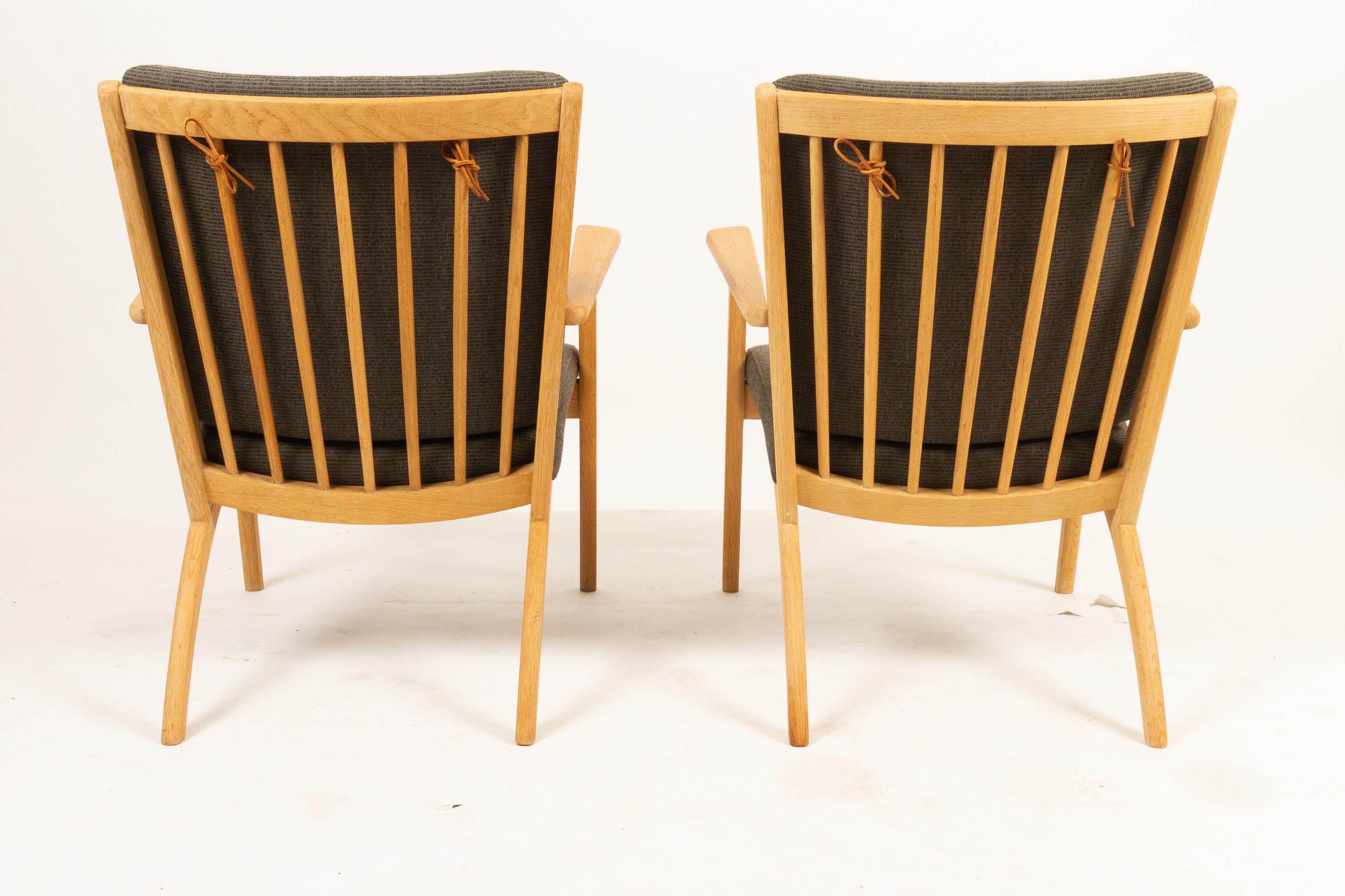 Late 20th Century Pair of Scandinavian Oak Lounge Chairs, 1990s
