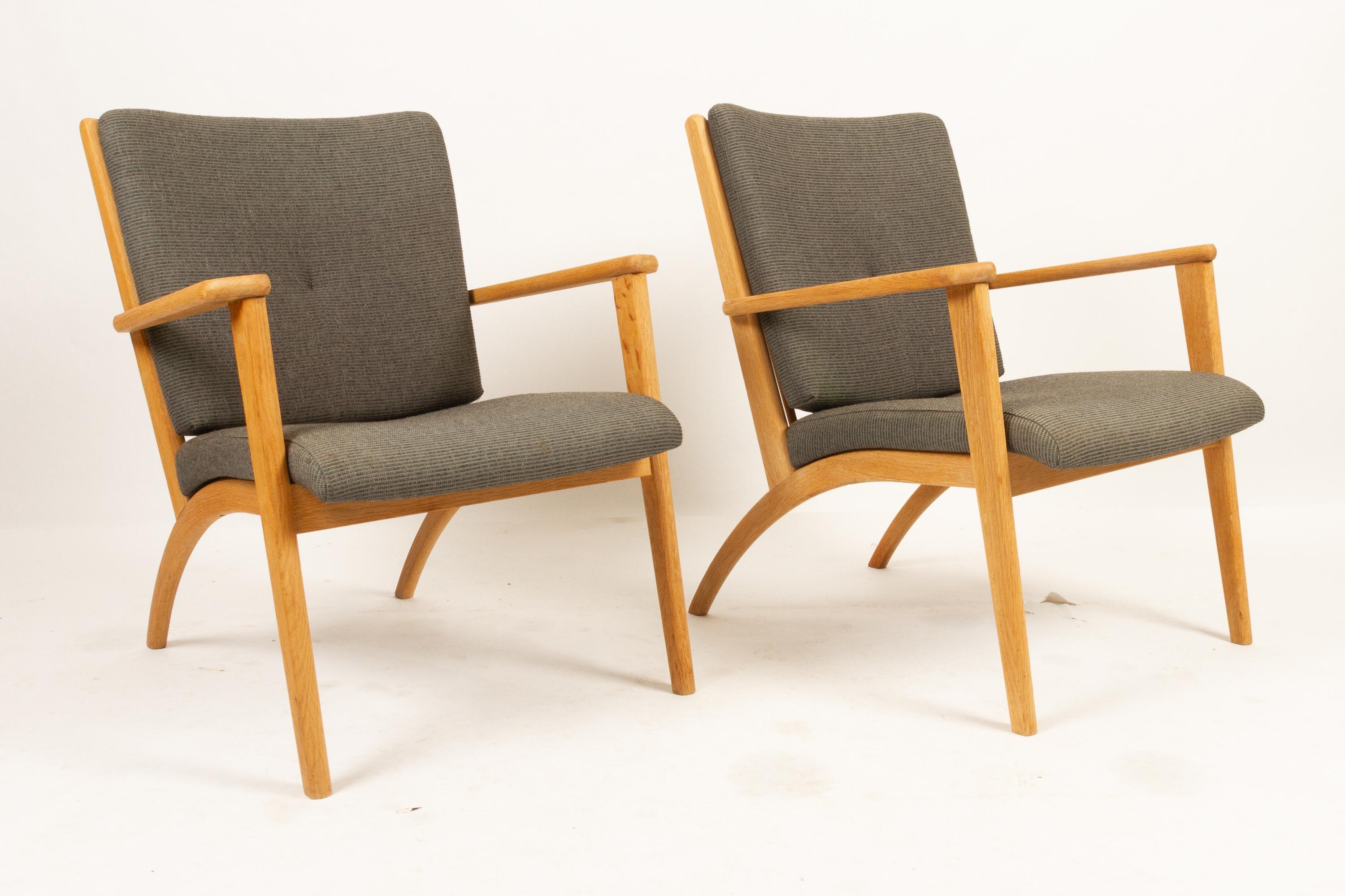 Pair of Scandinavian Oak Lounge Chairs, 1990s 3