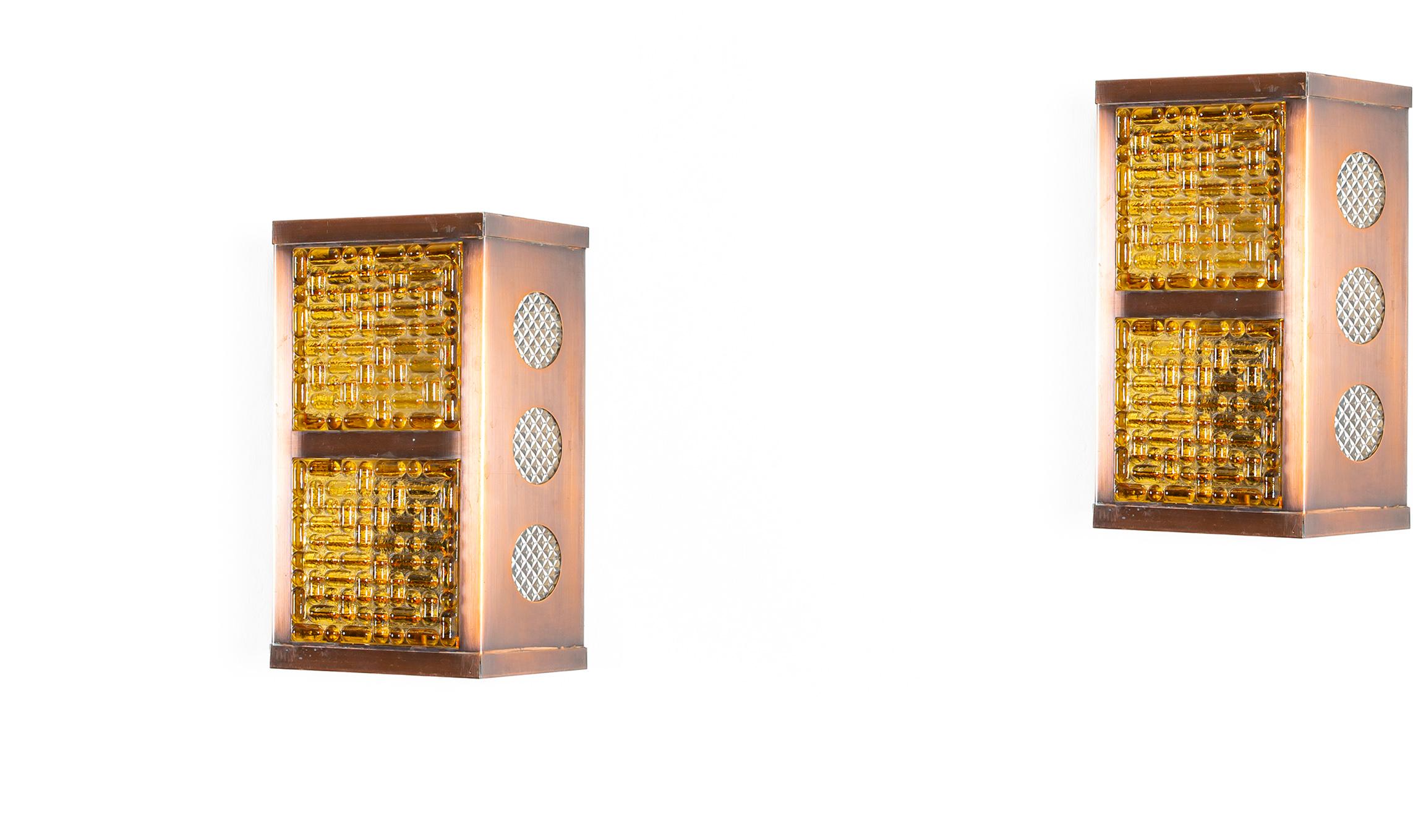 Mid-Century Modern Pair of Scandinavian Outdoor Wall Lights in Copper, 1970s For Sale