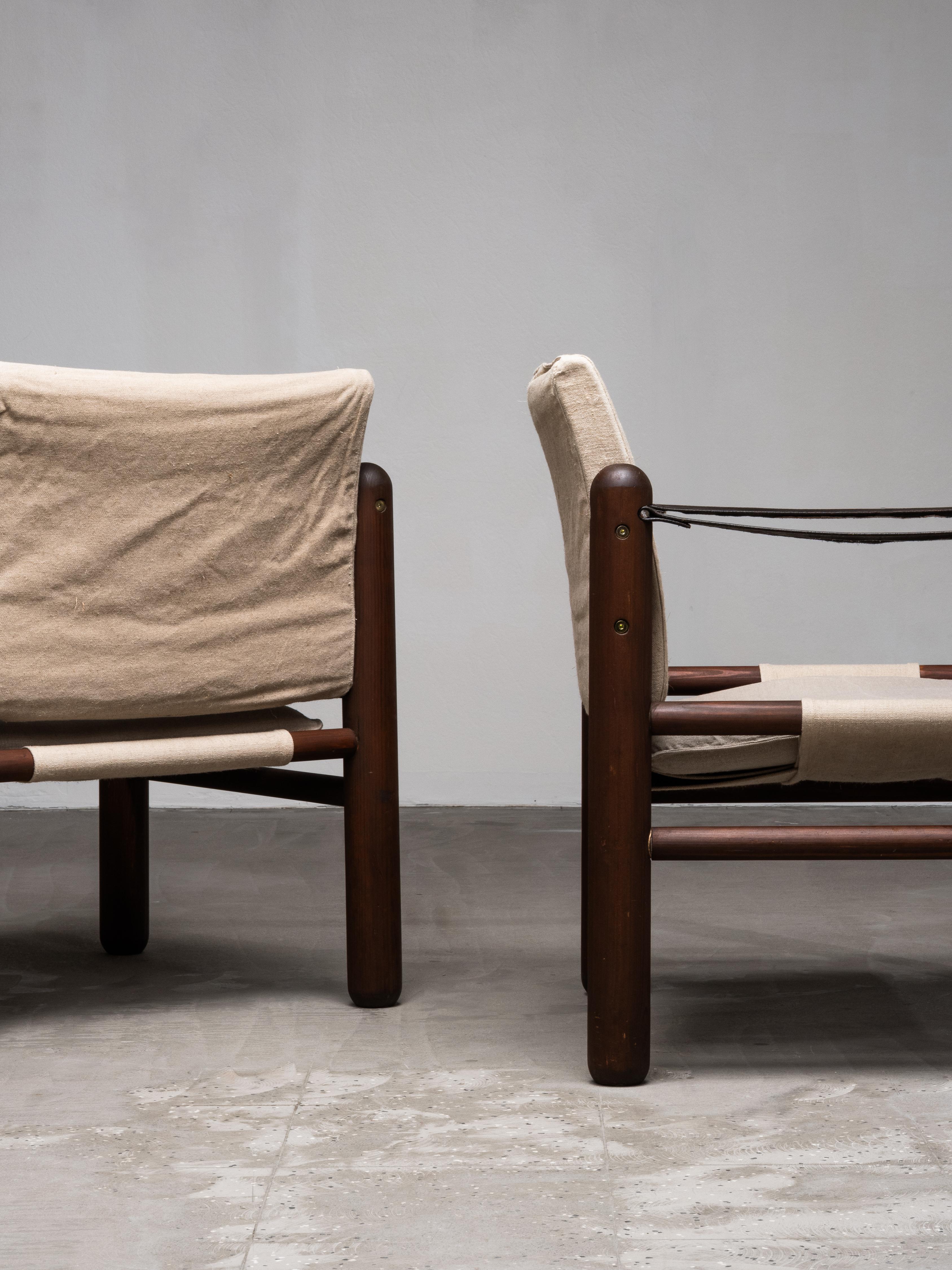 Pair of Scandinavian Safari Chairs in Stained Pine and Linen, 1970s en vente 5