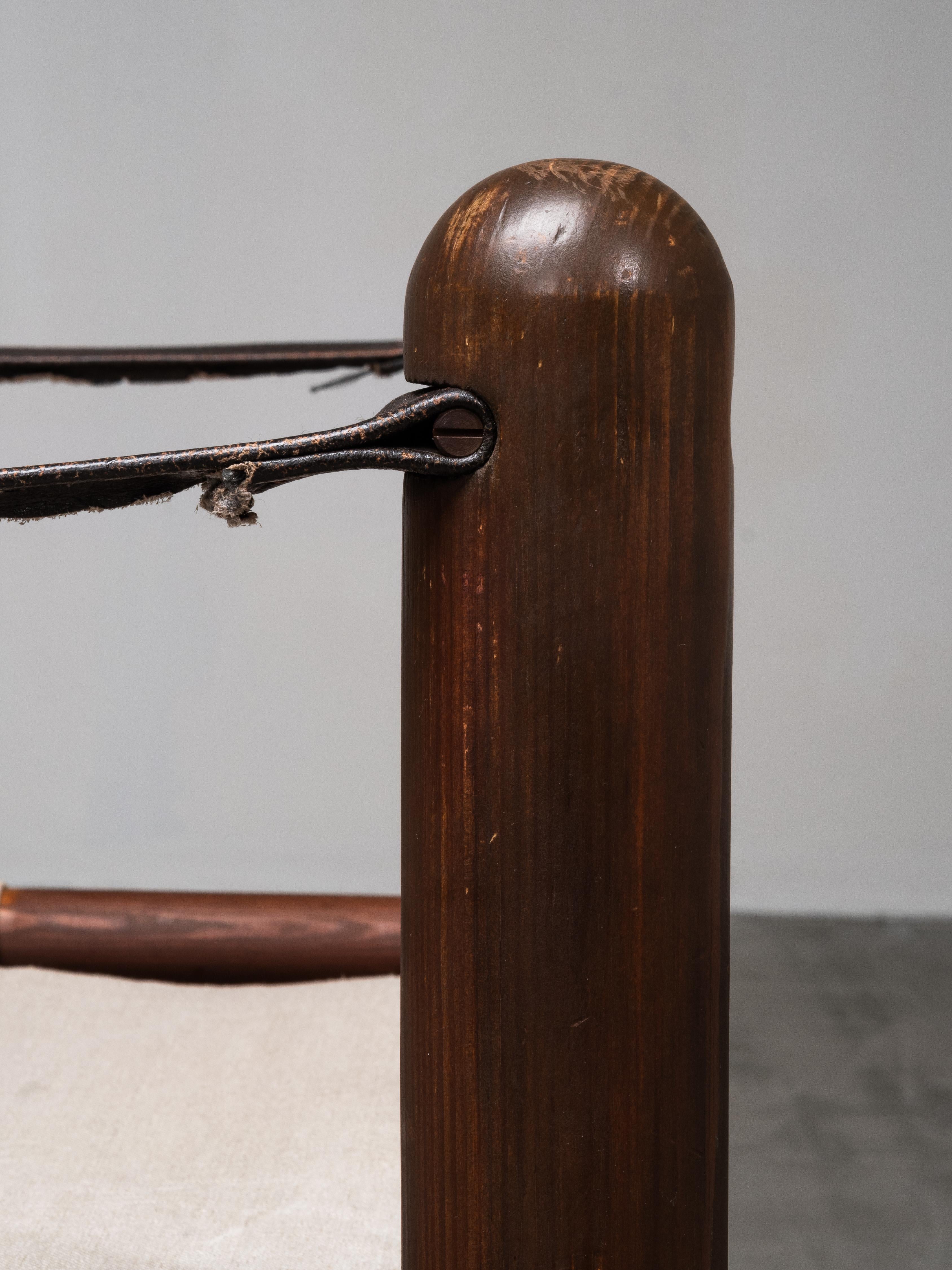 Pair of Scandinavian Safari Chairs in Stained Pine and Linen, 1970s en vente 12