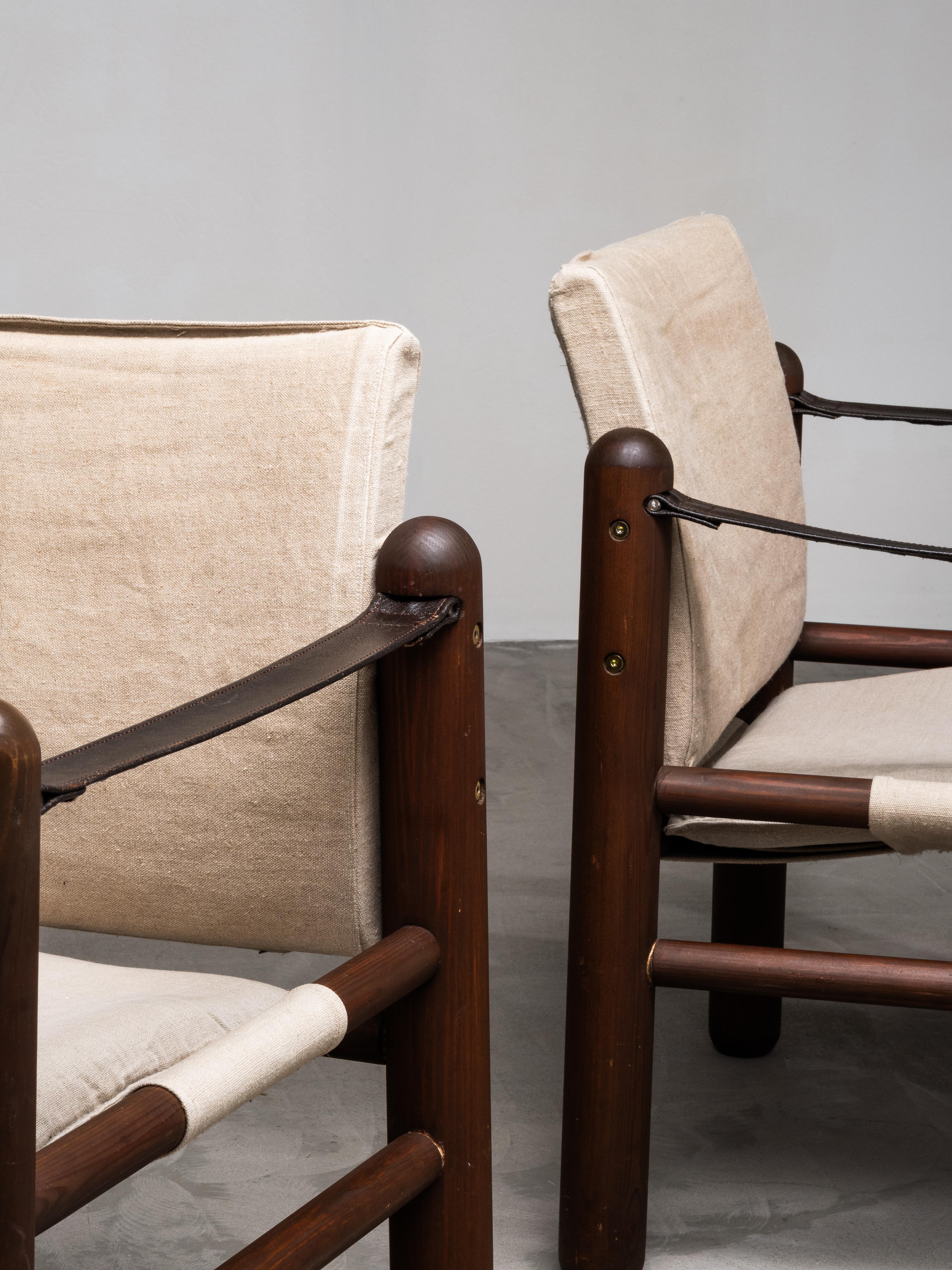 Scandinave Pair of Scandinavian Safari Chairs in Stained Pine and Linen, 1970s en vente