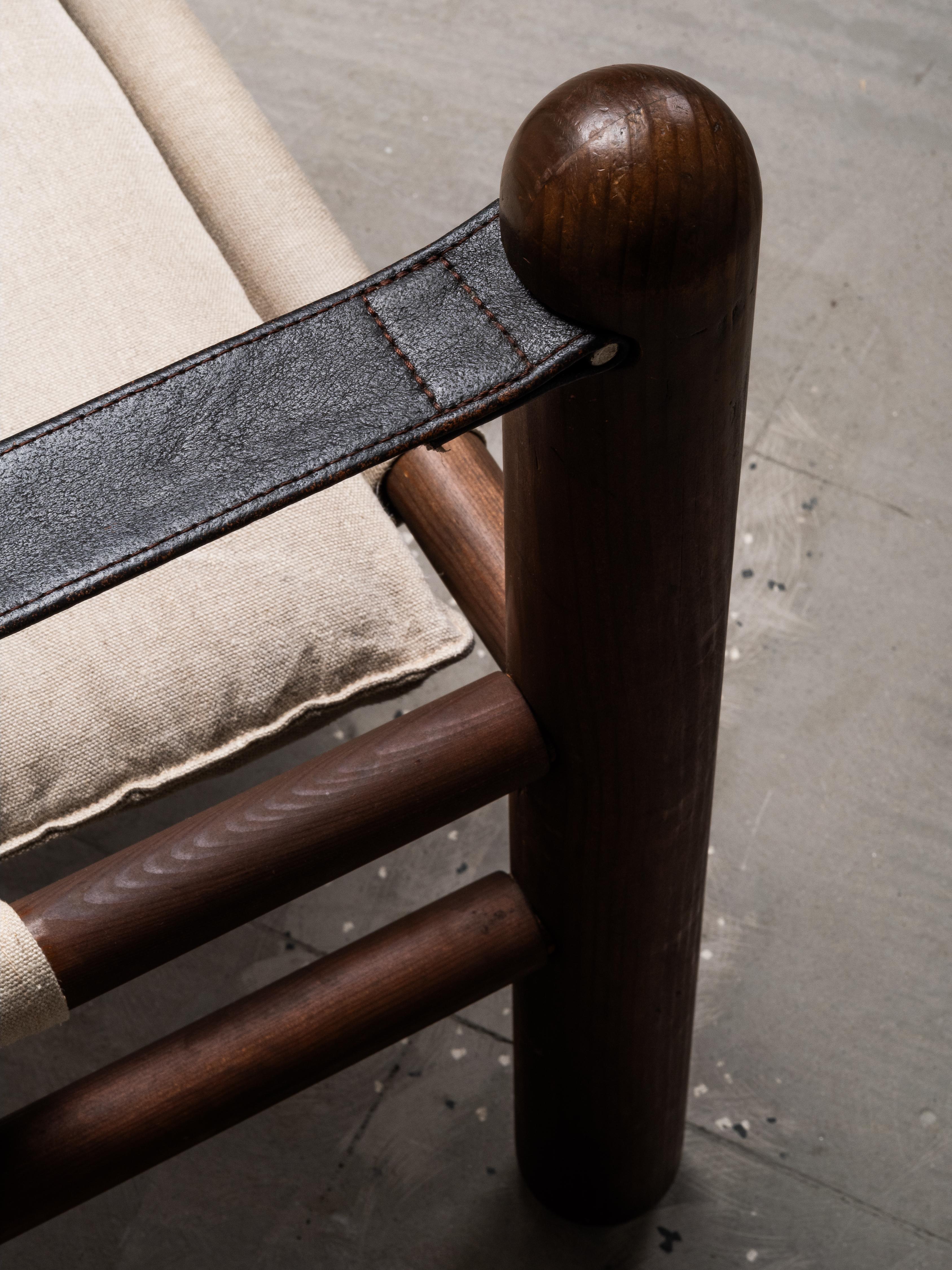 Fin du 20e siècle Pair of Scandinavian Safari Chairs in Stained Pine and Linen, 1970s en vente