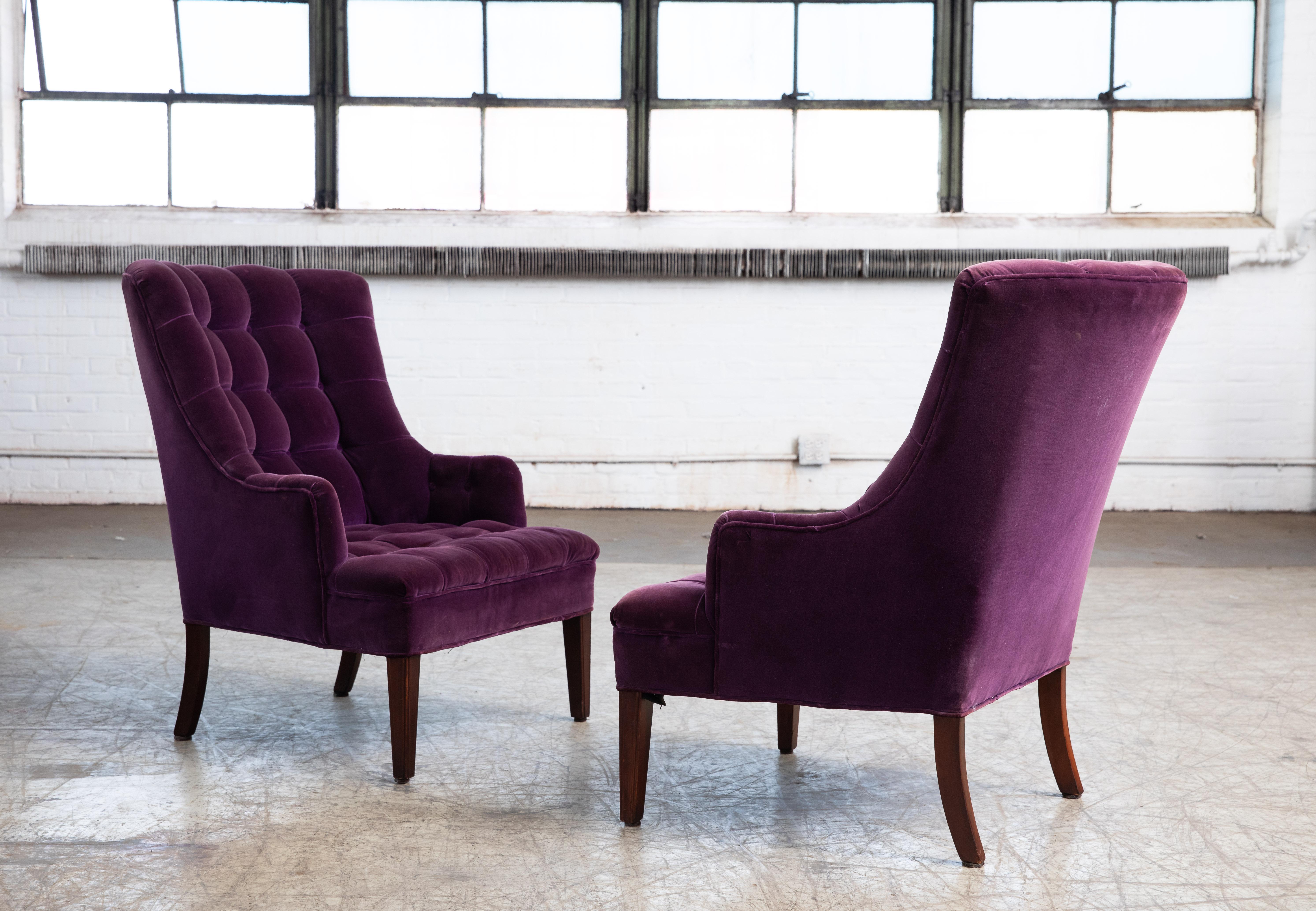 Pair of Scandinavian Slipper Chairs in Purple Velvet, circa 1950's In Good Condition In Bridgeport, CT