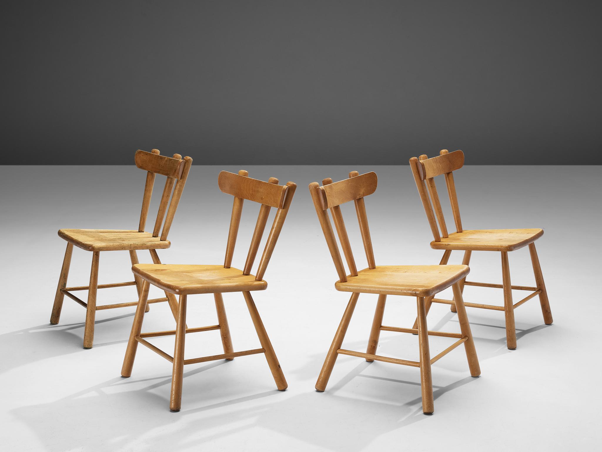 Pair of Scandinavian Spindle Chairs in Birch  In Good Condition For Sale In Waalwijk, NL