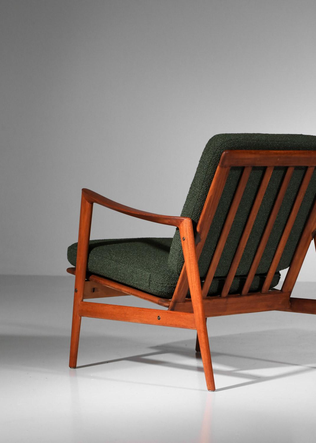 Ein Paar italienische Sessel aus Massivholz im skandinavischen Stil aus den 60er Jahren (Mitte des 20. Jahrhunderts) im Angebot