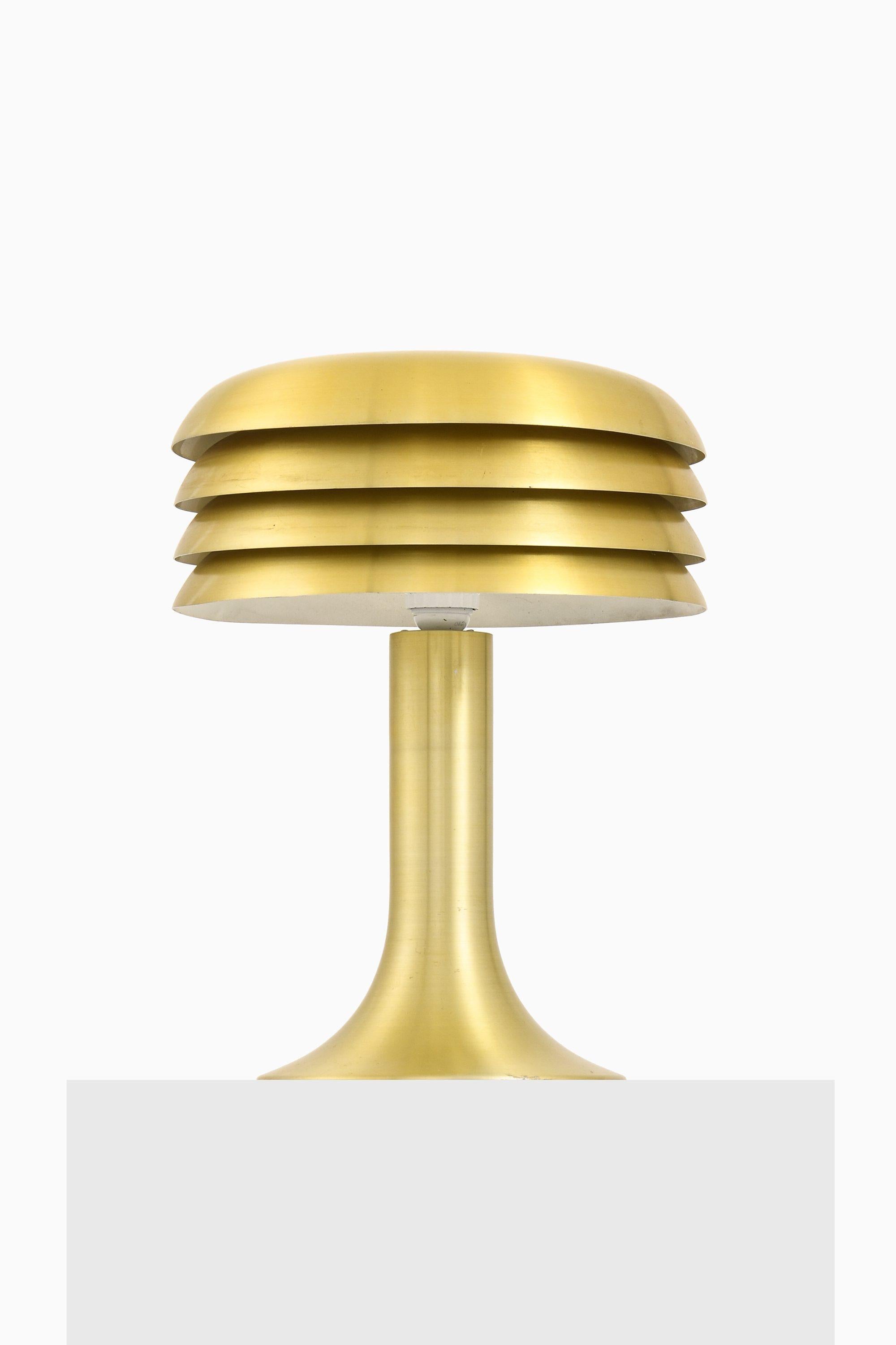 Pair of Table Lamps in Brass by Hans-Agne Jakobsson, 1950's

Additional Information:
Material: Brass
Style: Mid century, Scandinavian
Pair of table lamps model BN-26
Produced by Hans-Agne Jakobsson AB in Markaryd, Sweden
Dimensions (W x D x H): 33 x