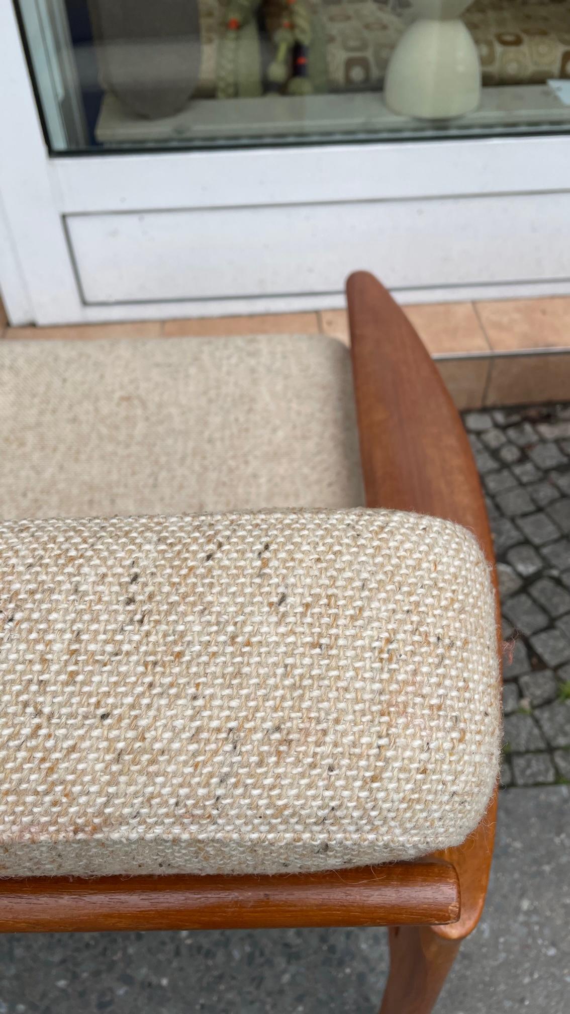 Pair of Scandinavian teak armchairs from the 1960s in very good condition. Designer sven ellekaer for the manufacturer komfort. Very nice work on the wood, very good condition. Nice wool for the cushions. Price for the pair. More pictures on request.