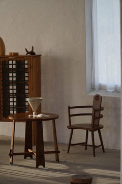 Paar skandinavische Sessel aus Holz mit handgeschnitzten Motiven, 1920er Jahre