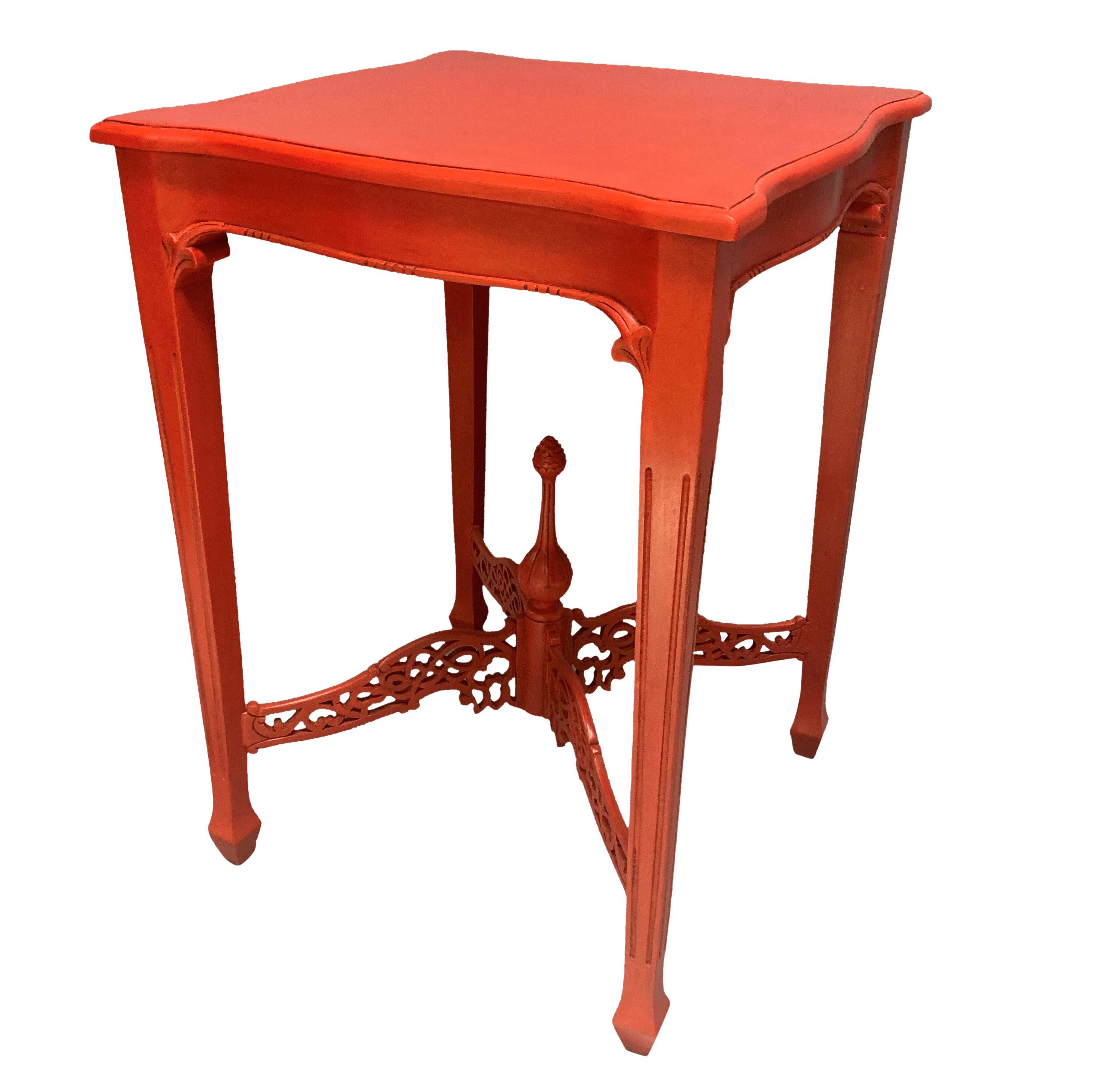 Pair Of Scarlet Chippendale Style Side Tables In Good Condition For Sale In London, GB
